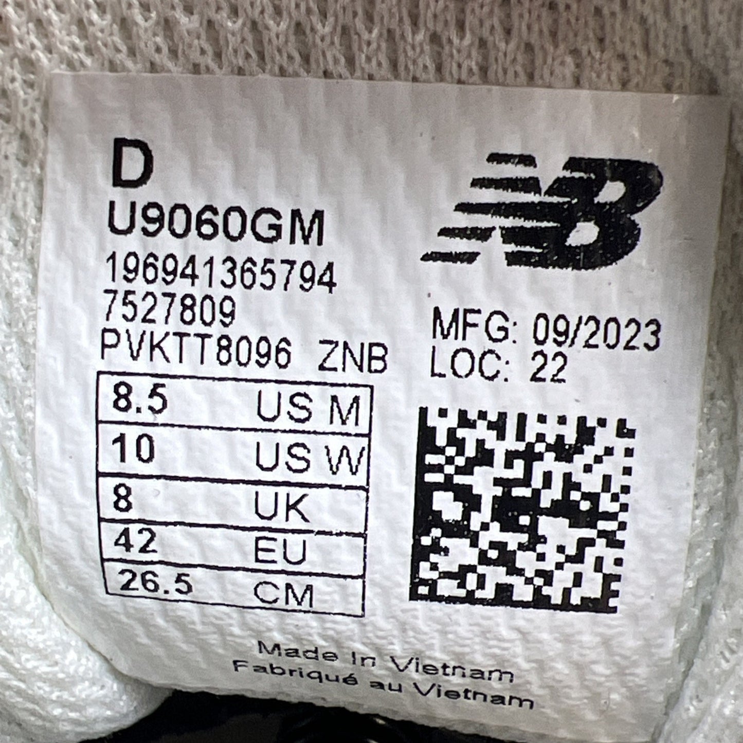 Size 8.5 - New Balance 9060 Grey Matter December Sky (U9060GM)