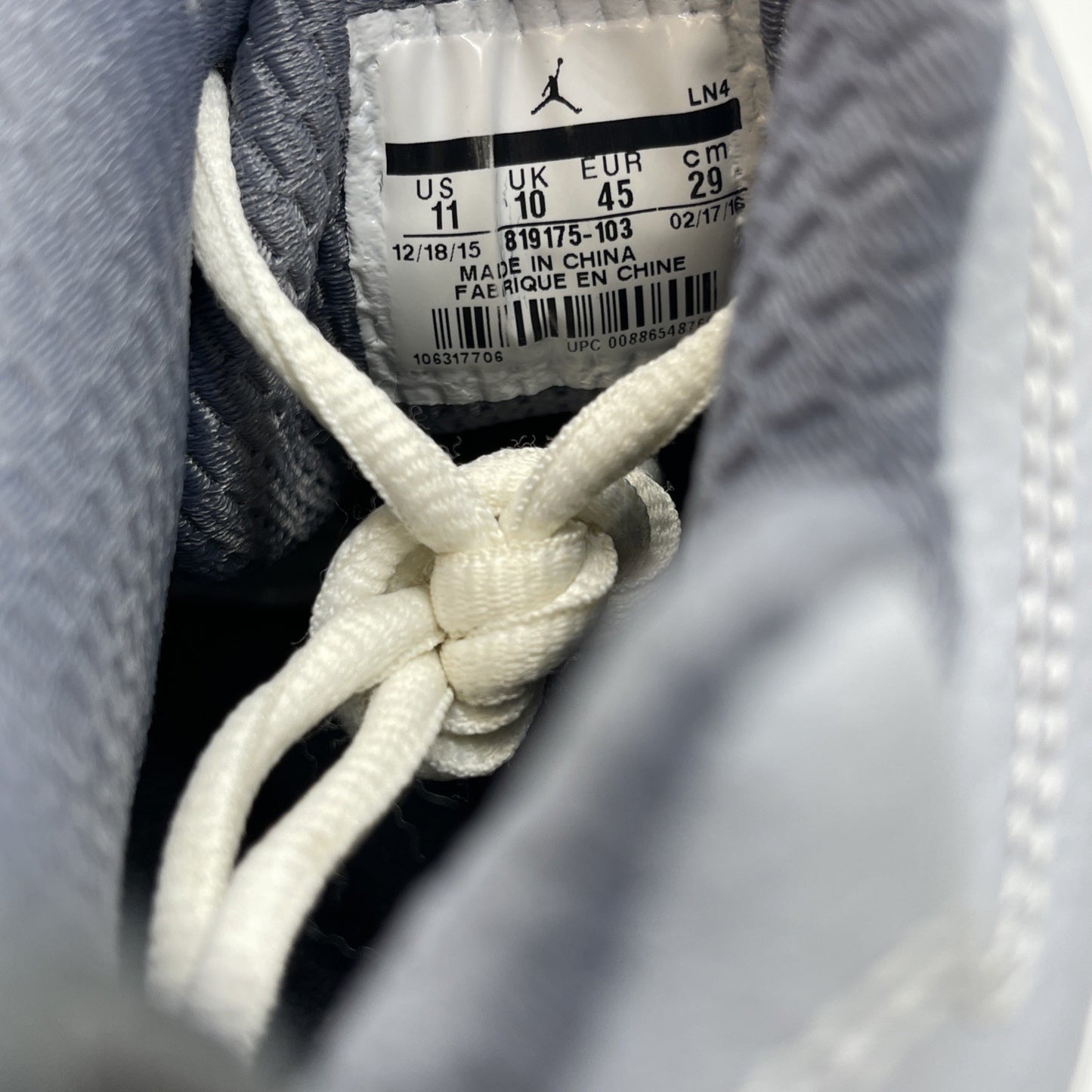 Size 11 - Jordan Jumpman Team 2 White Grey Leather (819175-103)