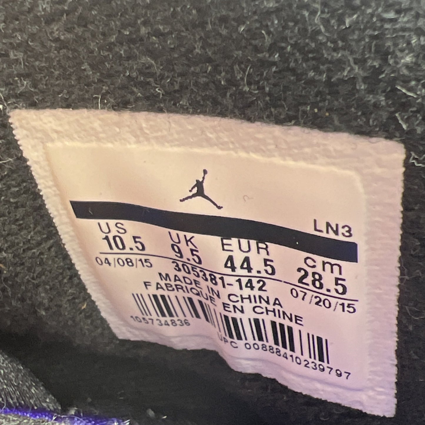 Size 10.5 - Air Jordan 8 Three-Peat (305381-142)