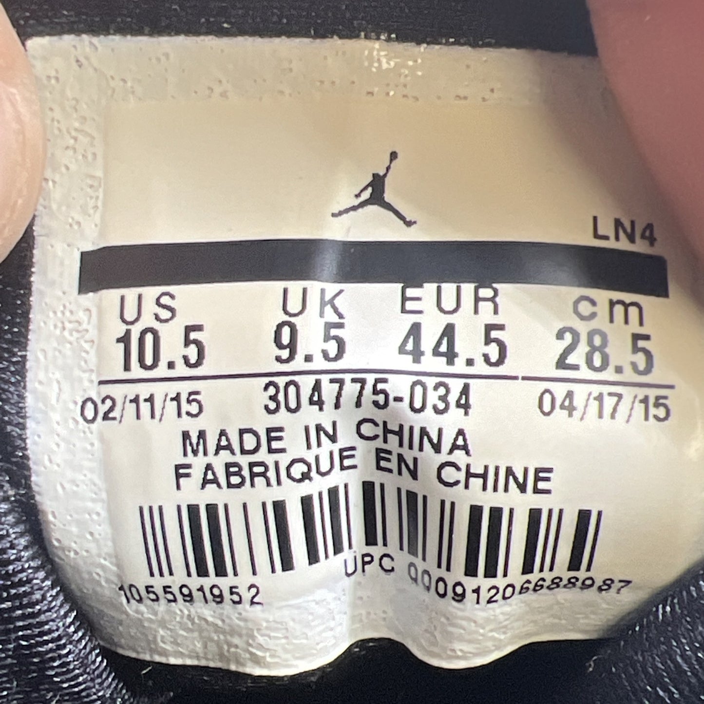 Size 10.5 - Air Jordan 7 Retro Bordeaux 2015 (304775-034)
