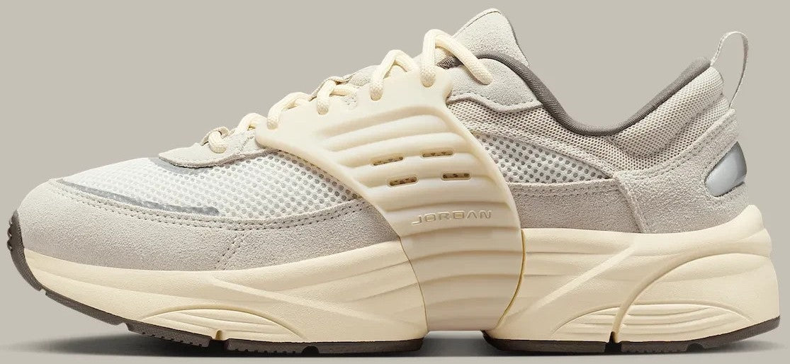 Size 12 - Air Jordan Trunner O/S Light Orewood Brown (IB3722-101)