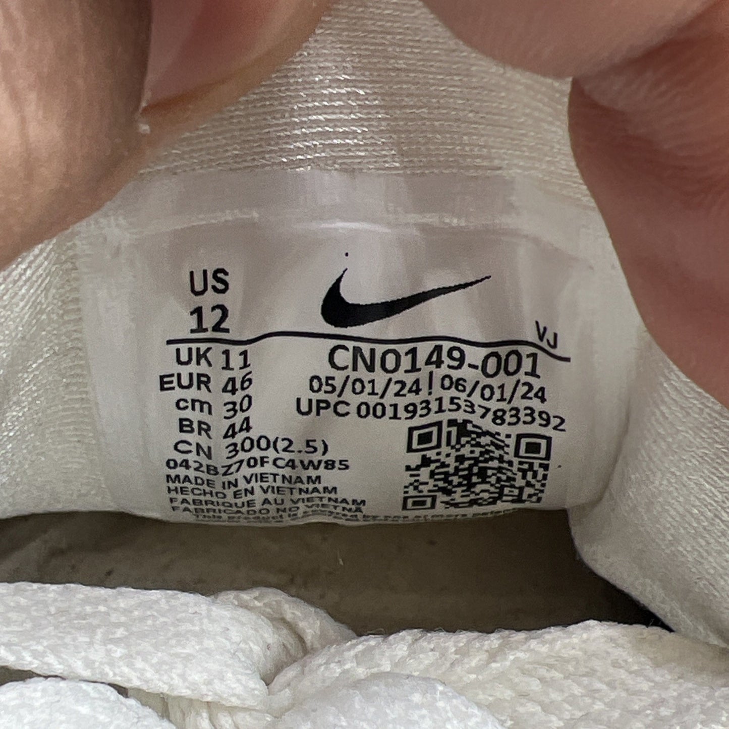 Size 12 - Nike P-6000 Metallic Silver (CN0149-001)