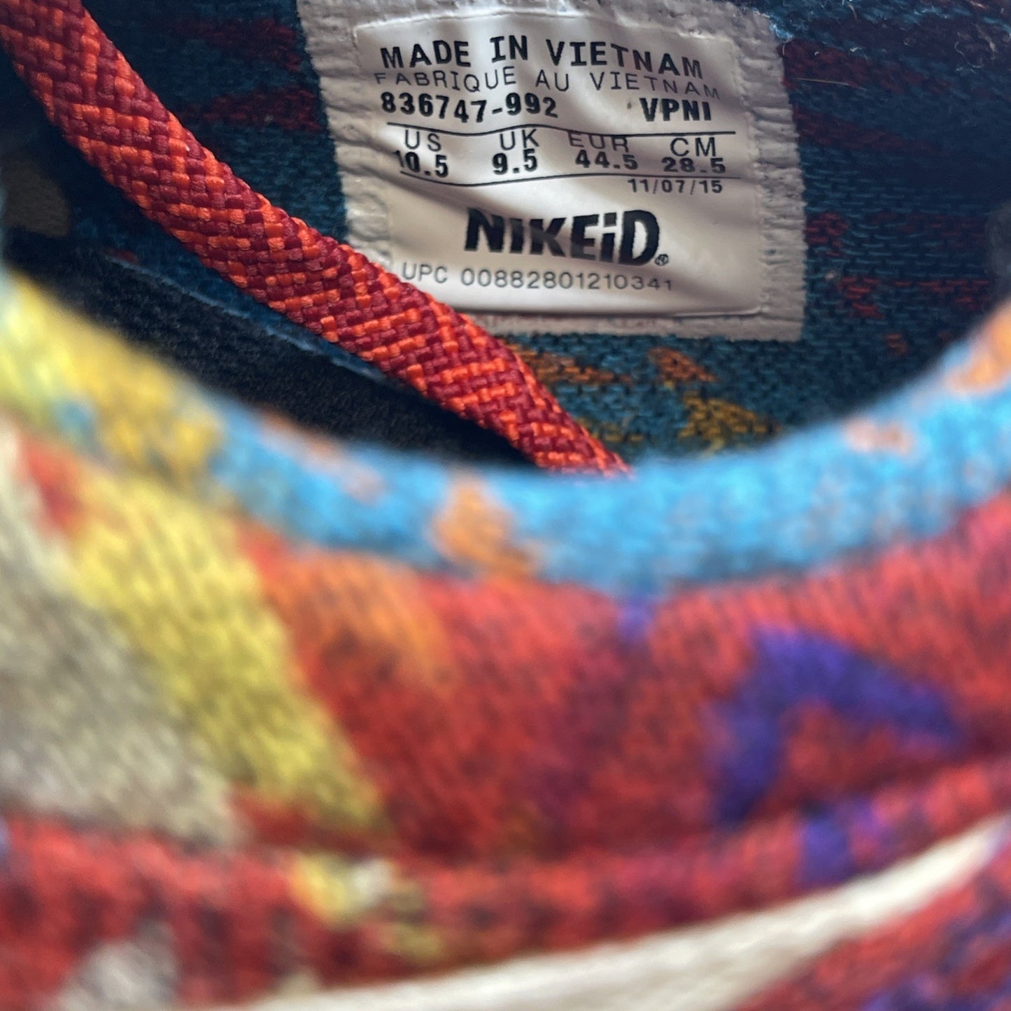 Size 10.5 - Rare Nike Air Max Pendleton Shoes Red Blue Tan Suede (910088-001)