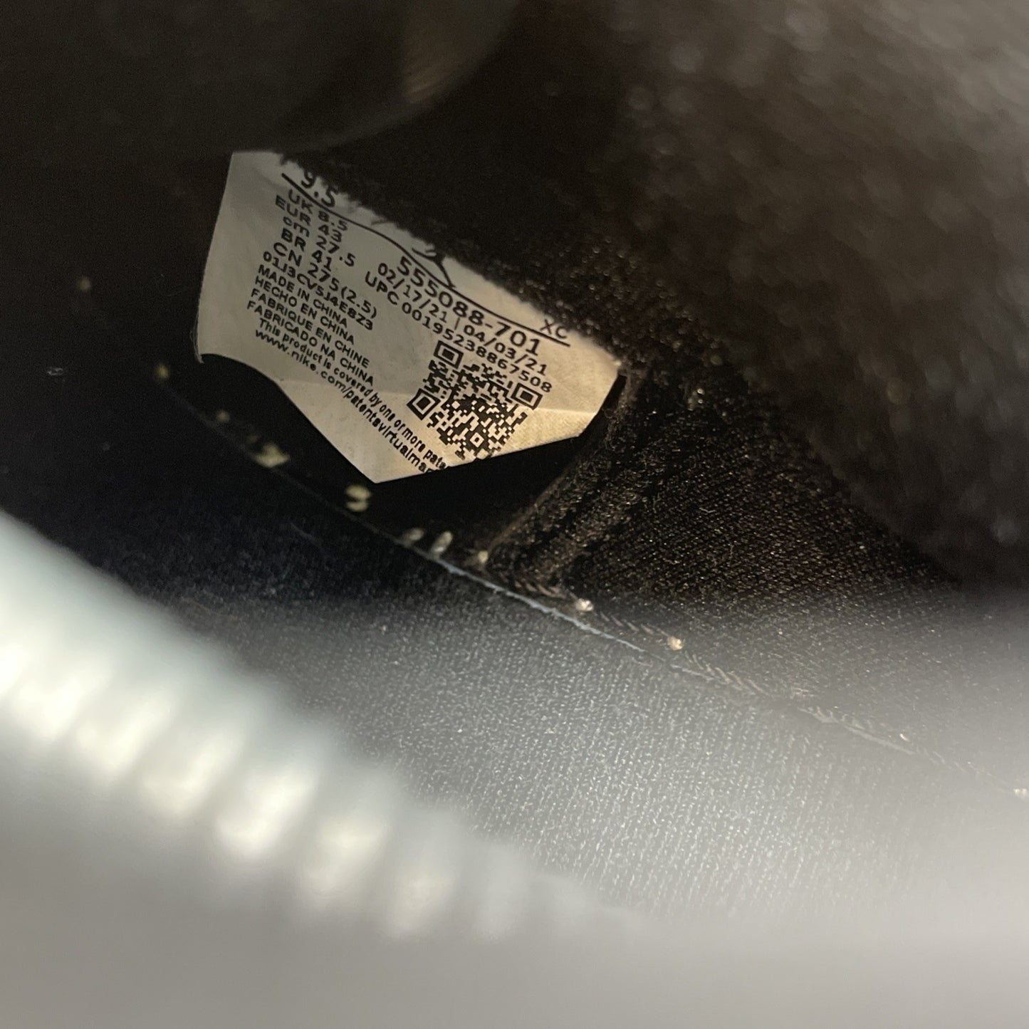 Size 9.5 - Jordan 1 Retro OG High Pollen Yellow Black Leather (555088-701)