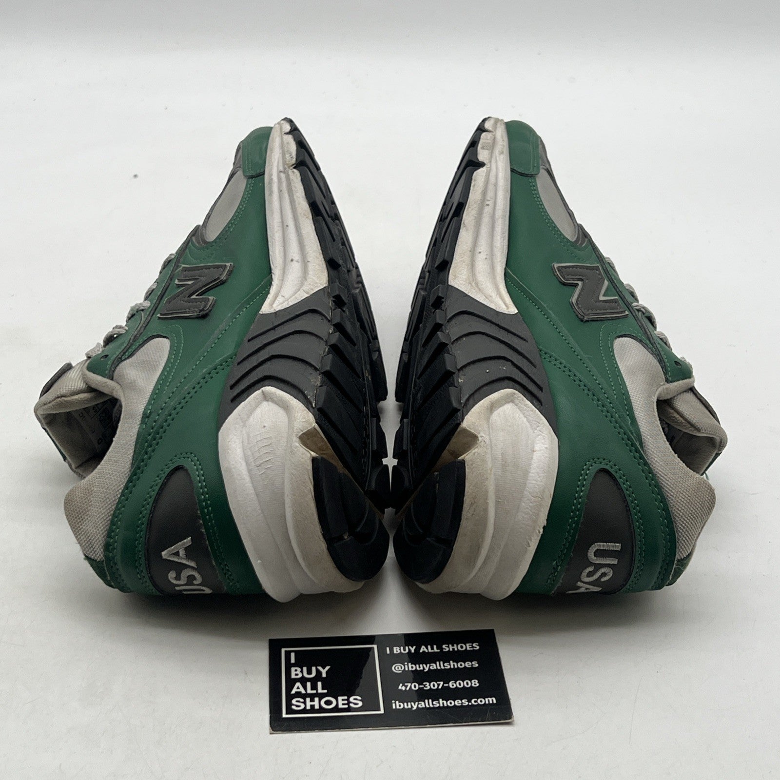 Size 11 - New Balance 2002R Vintage Leather Pack Green (M498GC)