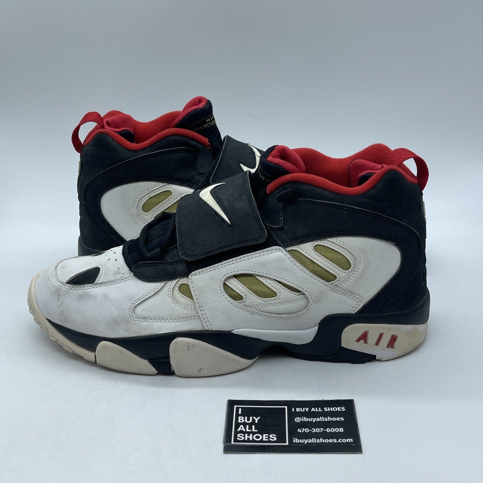 Size 13 - Nike Air Diamond Turf 2 Black White Gold (487658-070)