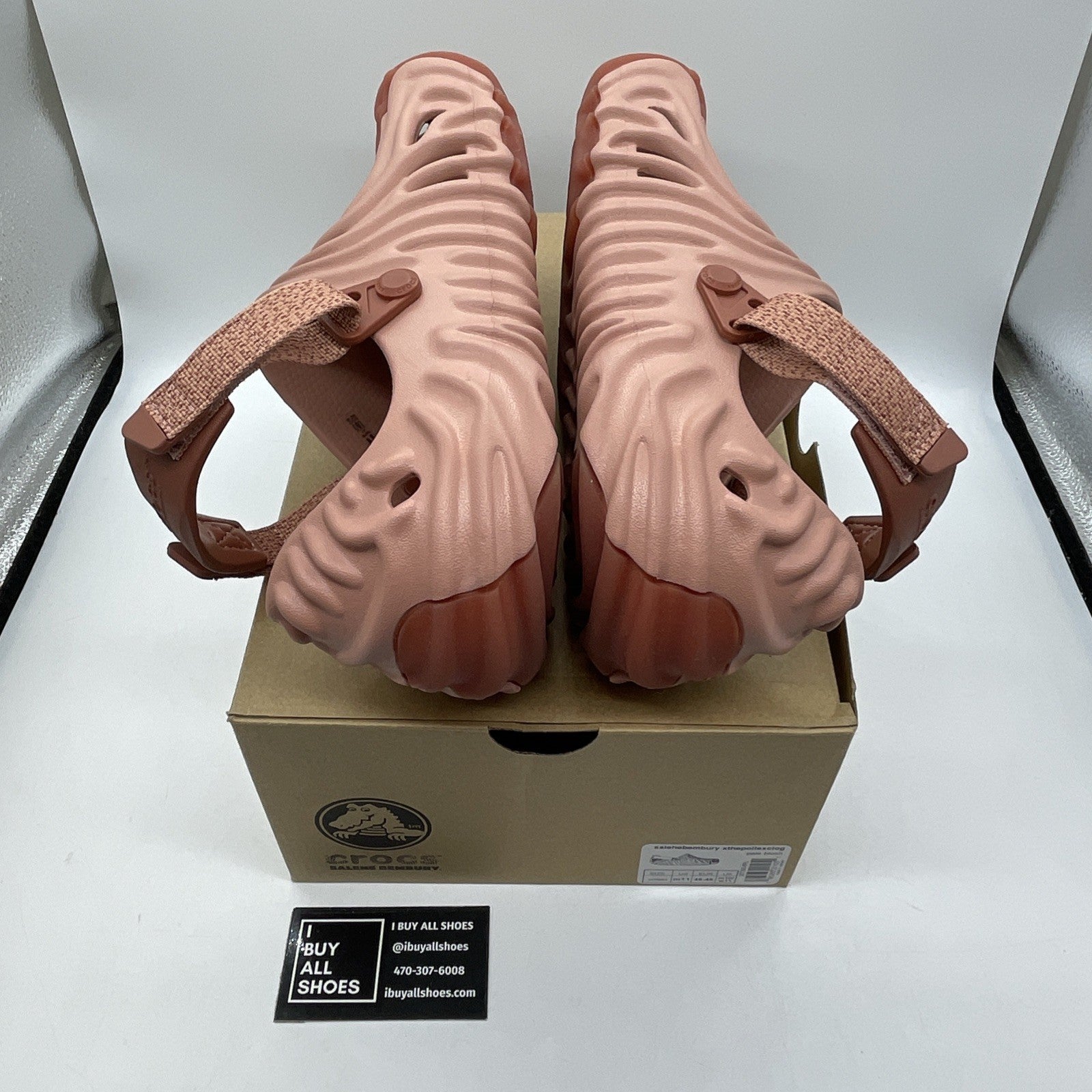 Size 11 - selehe bembury crocs Polled Clog Kuwata Pink Rubber