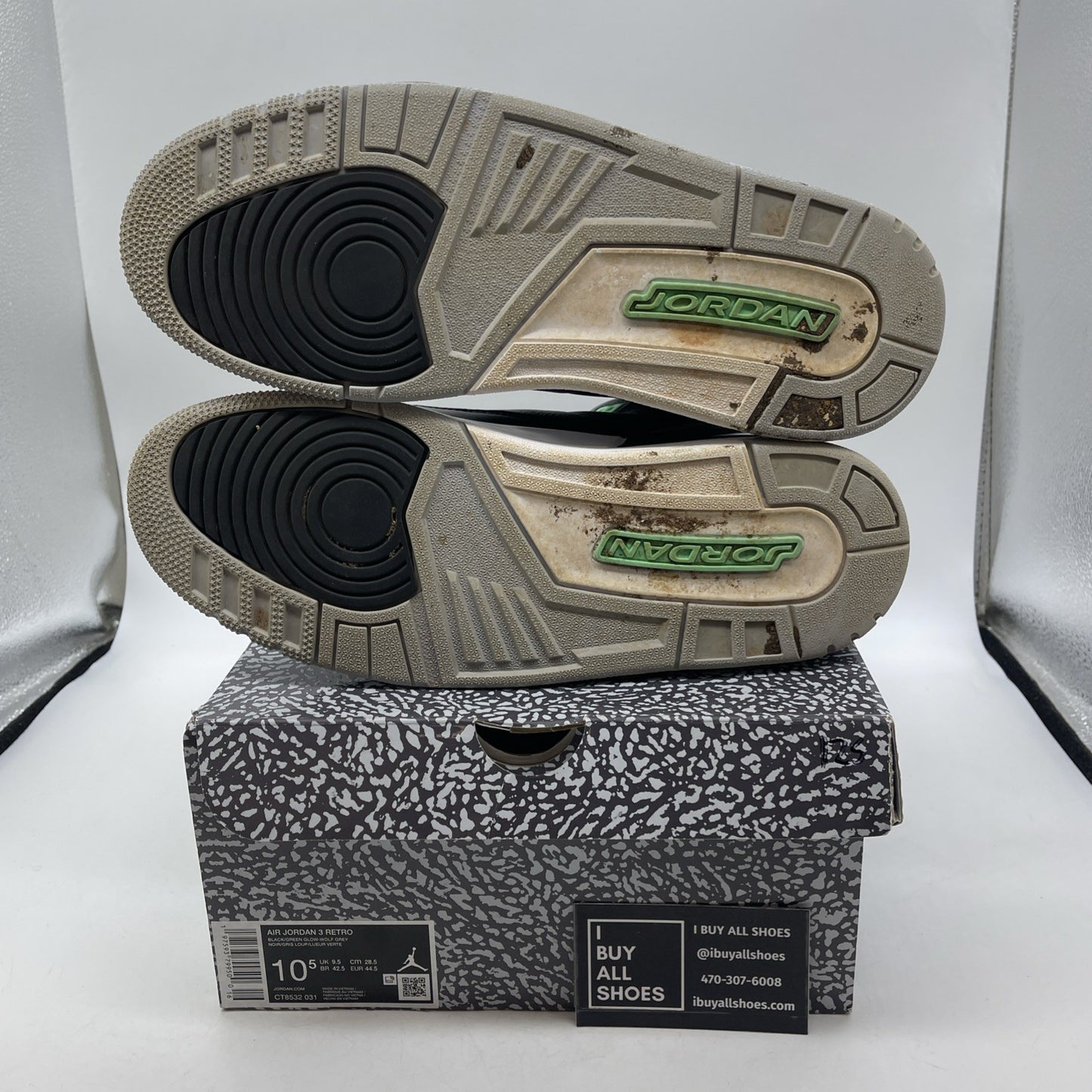 Size 10.5 - Air Jordan 3 Retro Green Glow (CT8532-031)