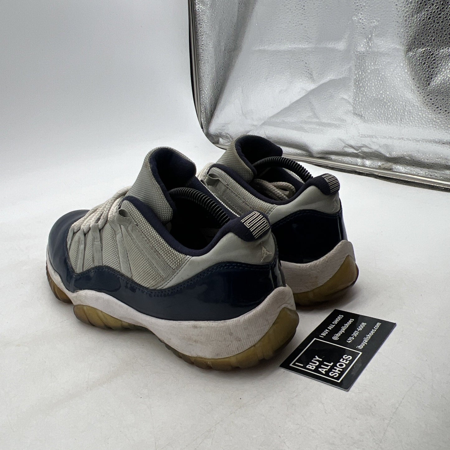 Size 8.5 - Air Jordan 11 Retro Low Georgetown (528895-007)