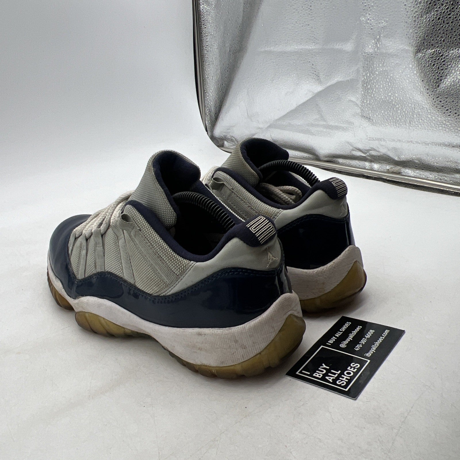 Size 8.5 - Air Jordan 11 Retro Low Georgetown (528895-007)