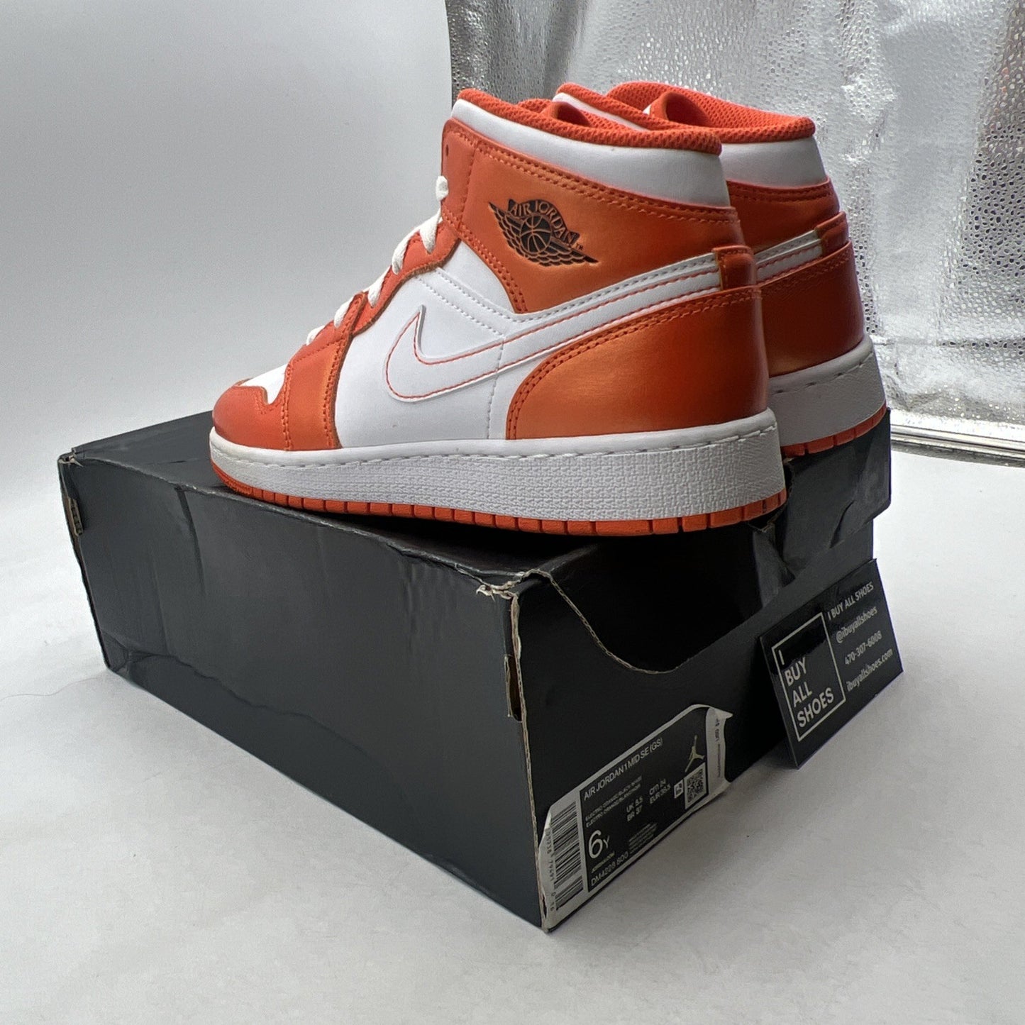 Size 6Y - Air Jordan 1 SE High Electro Orange (DM4228-800)