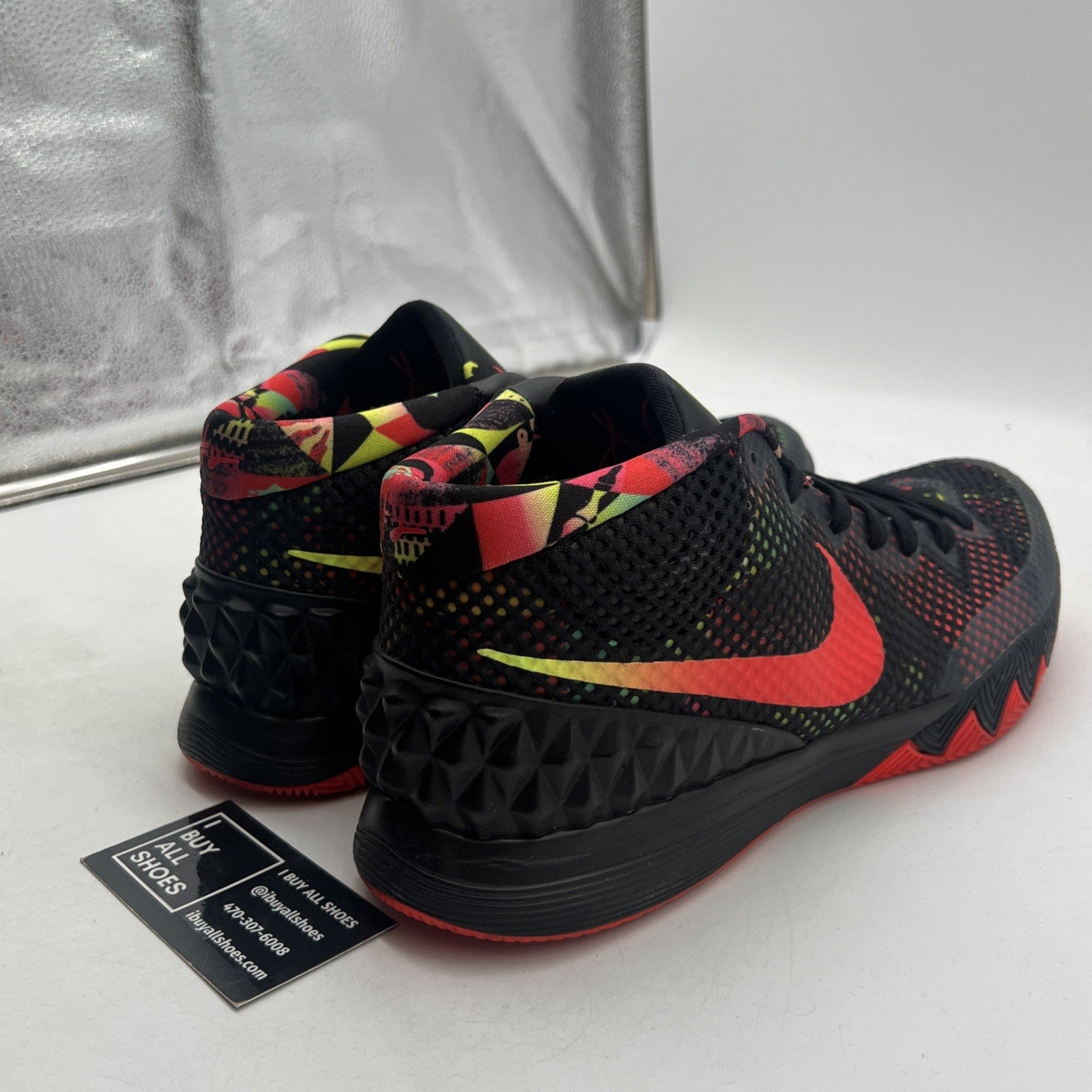 Size 13 - Nike Kyrie 1 Dream - (705277-016)