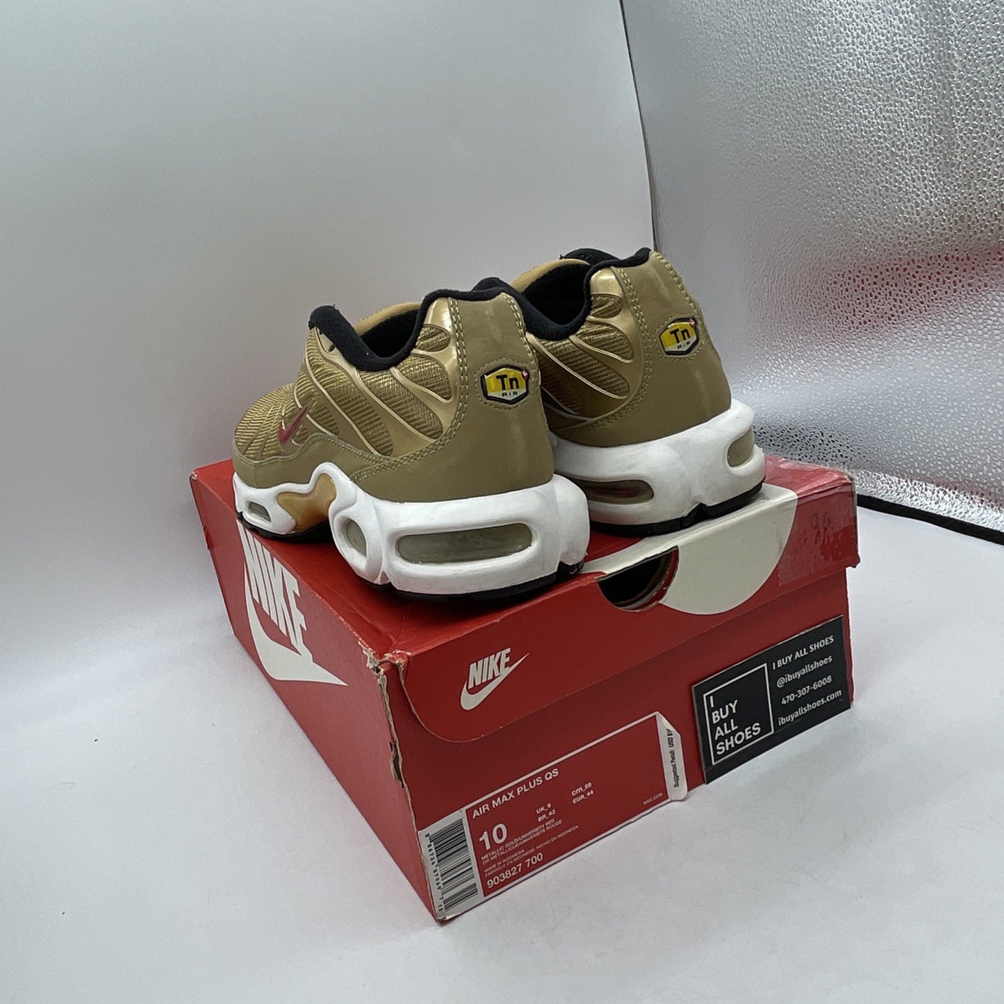 Size 10 - Nike Air Max Plus QS Metallic Gold (903827-700)