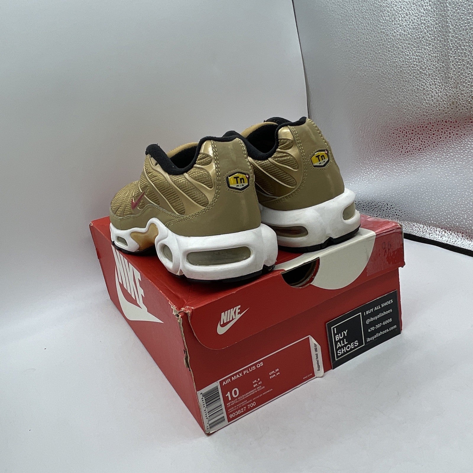Size 10 - Nike Air Max Plus QS Metallic Gold (903827-700)