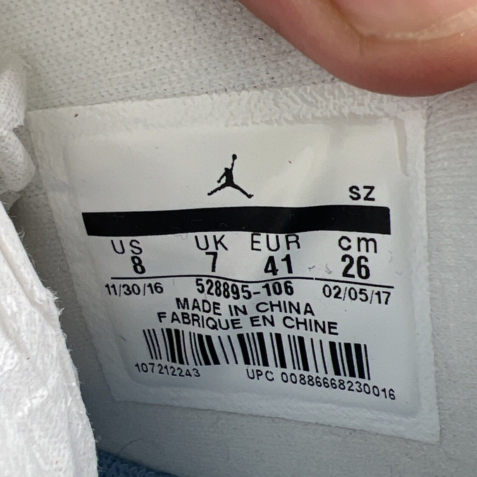 Size 8 - Air Jordan 11 Retro Low UNC 2017 (528895-106)