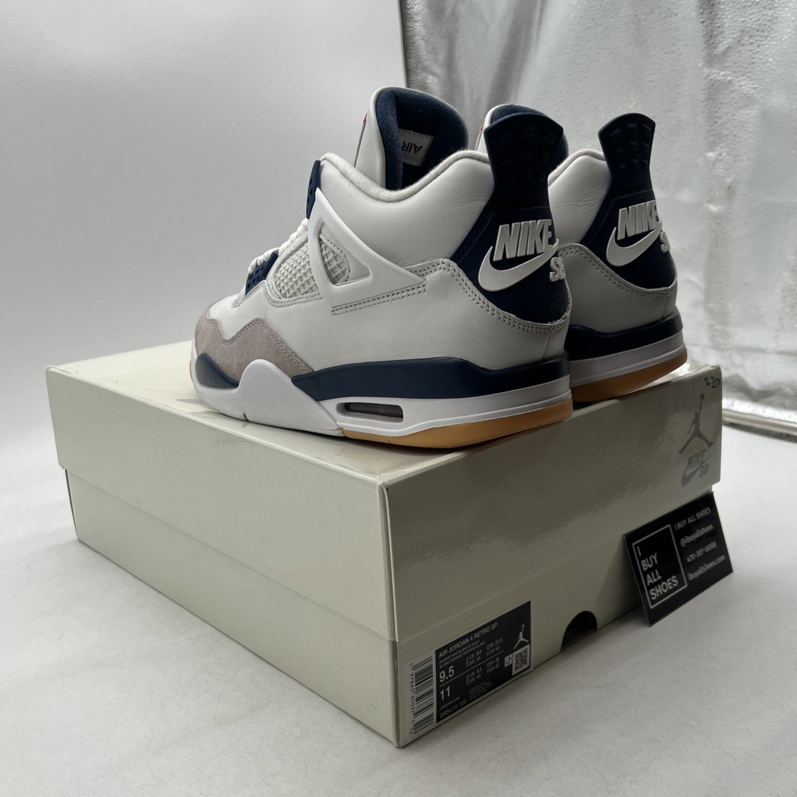 Size 9.5 - Nike SB x Air Jordan 4 Retro SP Navy (DR5415-100)