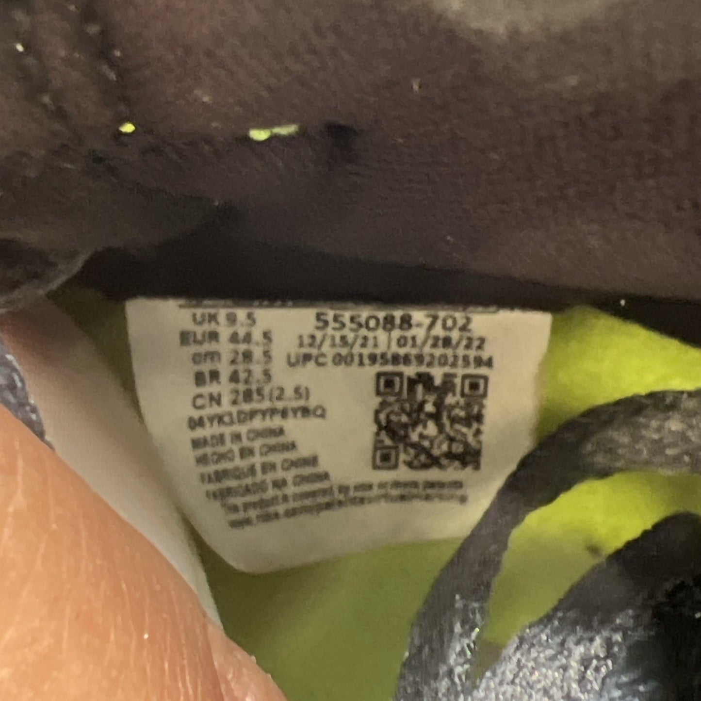 Size 10.5 - Air Jordan 1 Retro High OG Visionaire (555088-702)