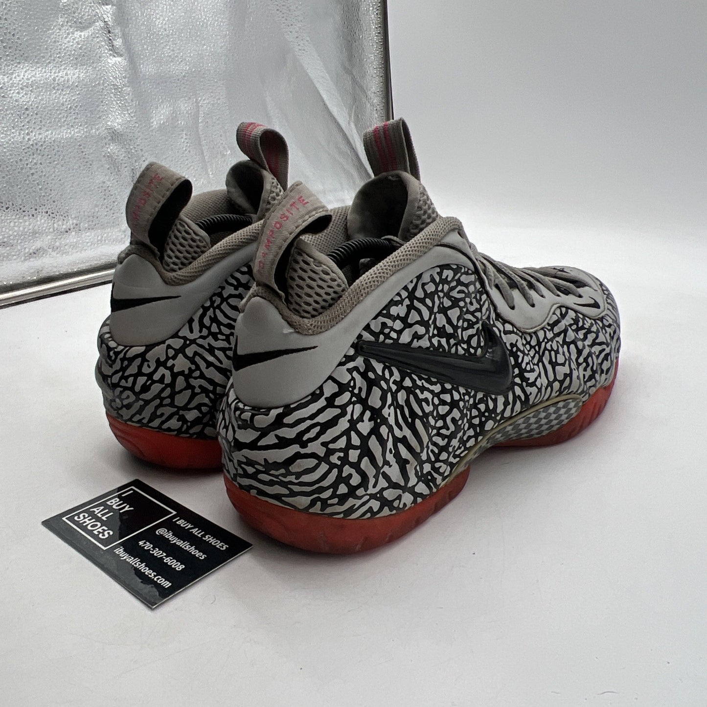 Size 9.5 - Nike Air Foamposite Pro PRM Elephant Print (616750-002)