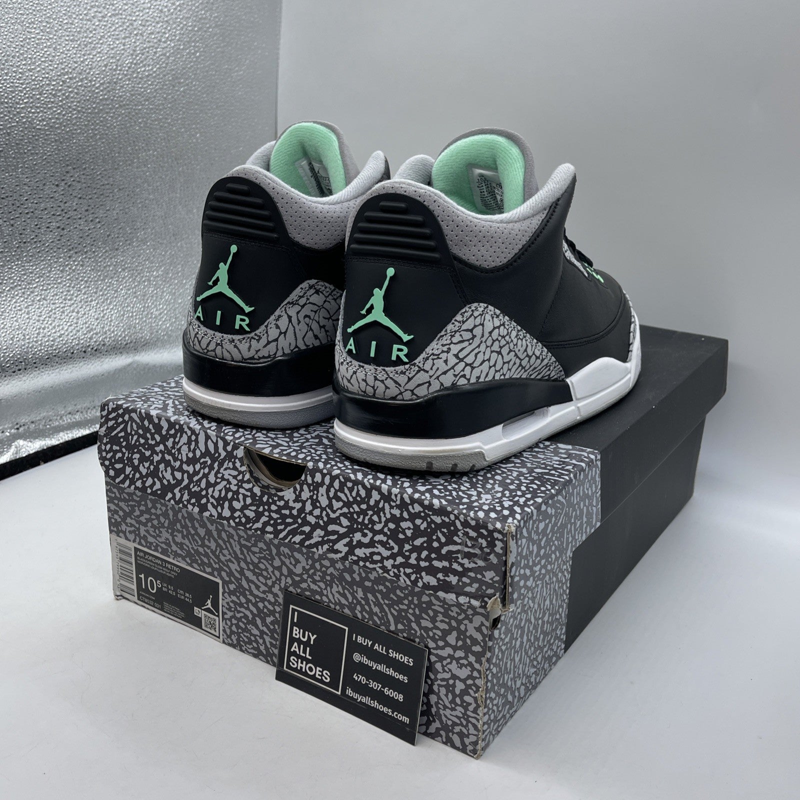 Size 10.5 - Air Jordan 3 Retro Green Glow Black Suede Leather (CT8532-031)