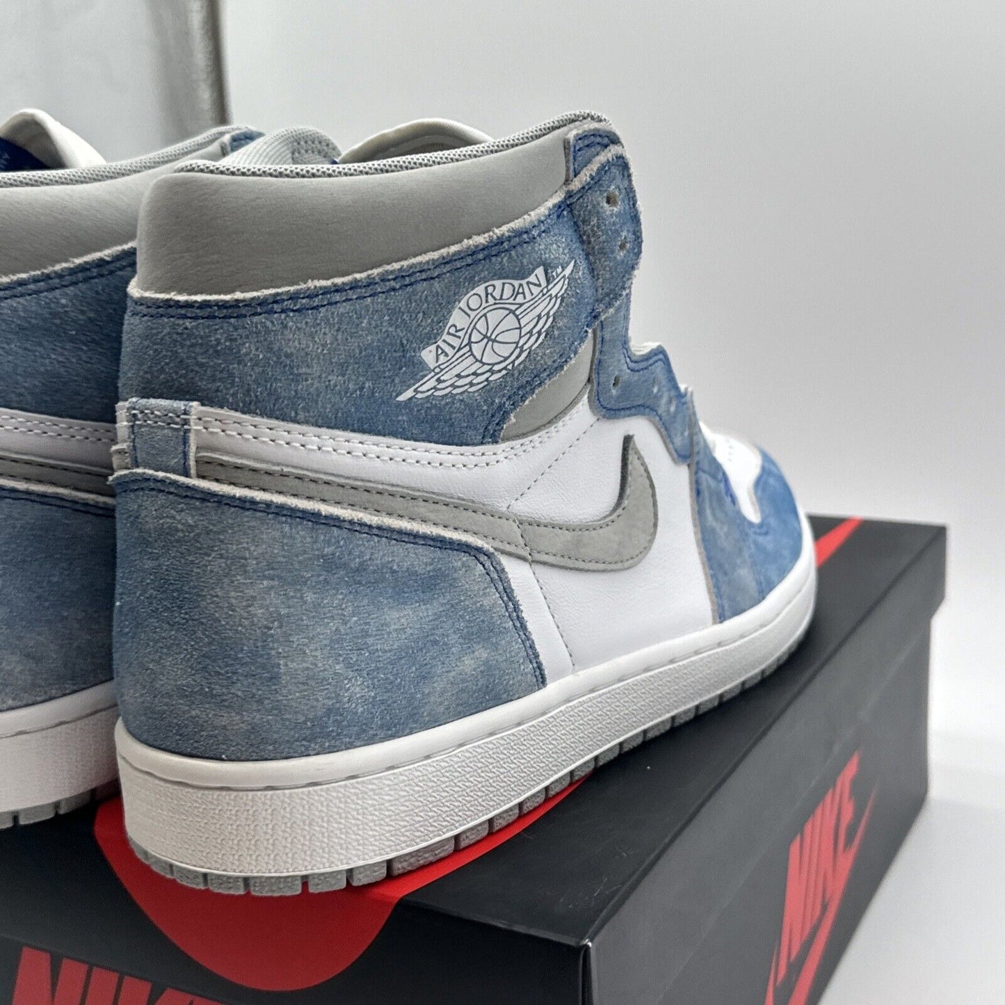 Size 11 - Jordan 1 Retro OG High Hyper Royal Jeans Light Denim White New Grey