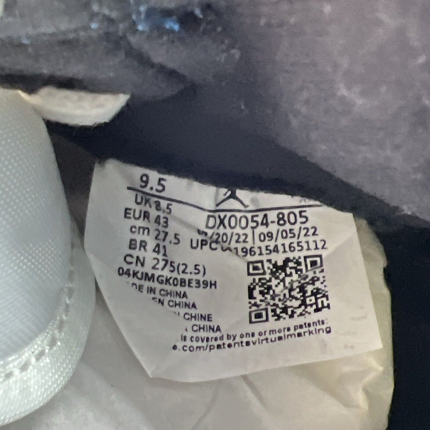 Size 9.5 - Air Jordan 1 Retro OG High Skyline (DX0055-805)