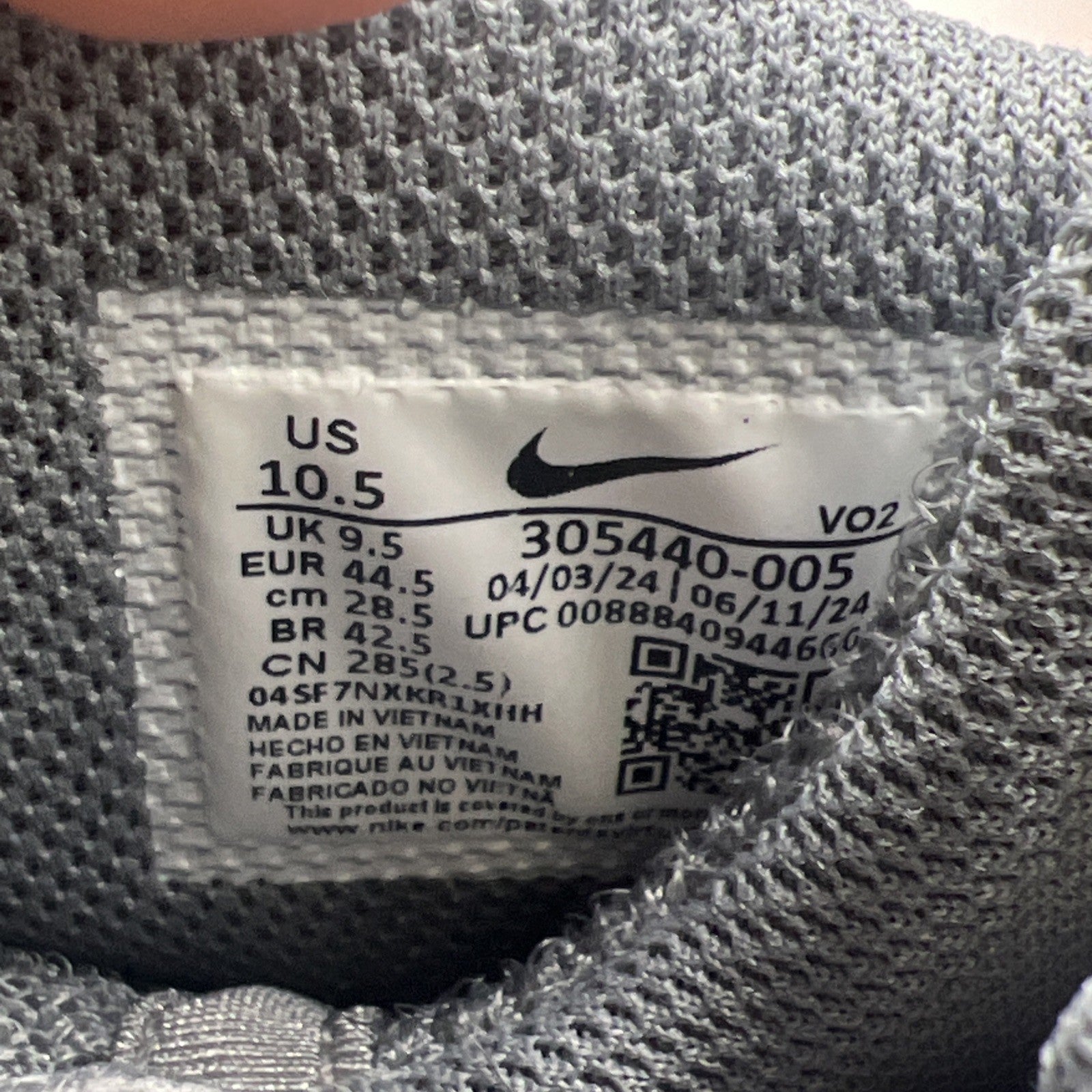 Size 10.5 - Nike Air Max 2 CB 94 2015 Cool Grey (305440-005)