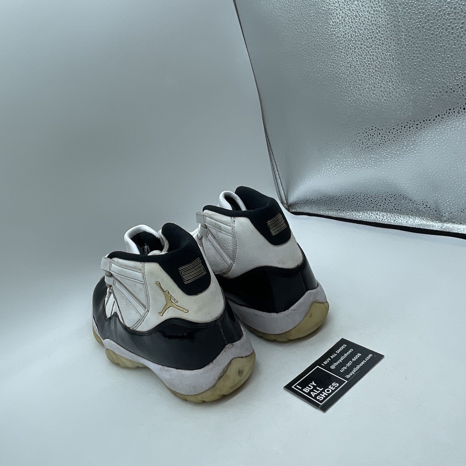 Size 11.5 - Air Jordan 11 Retro Mid Gratitude / Defining Moments (CT8012-170)
