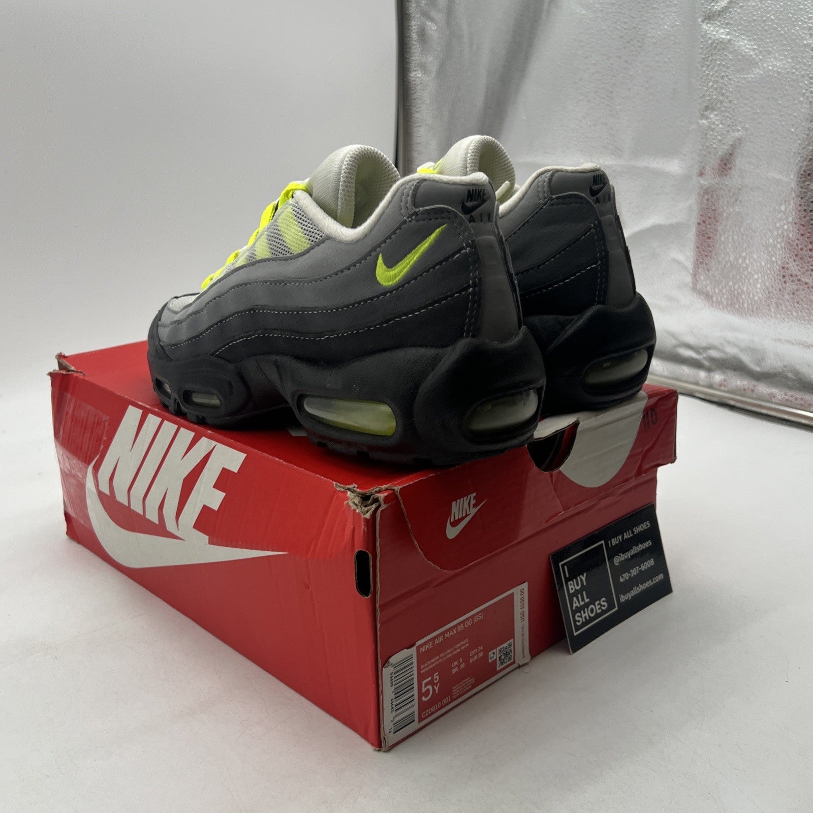 Size 5.5Y - Nike Air Max 95 OG 2020 Neon (CZ0910-001)