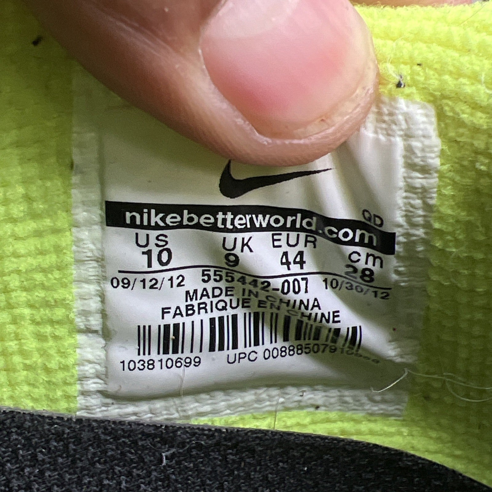 Size 10 - Nike Free Run+ Woven WVN Sneakers Black Volt (555442-007)