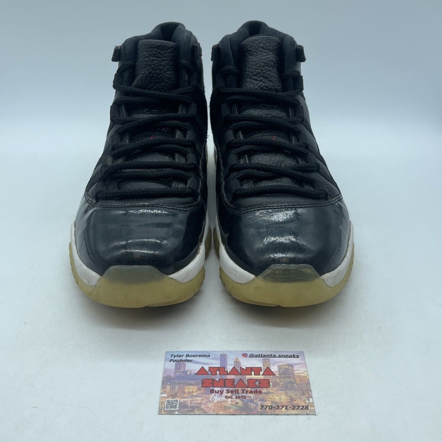 Size 10.5 - Jordan 11 Retro 72-10 2015 White Black Suede Leather (378037-002)