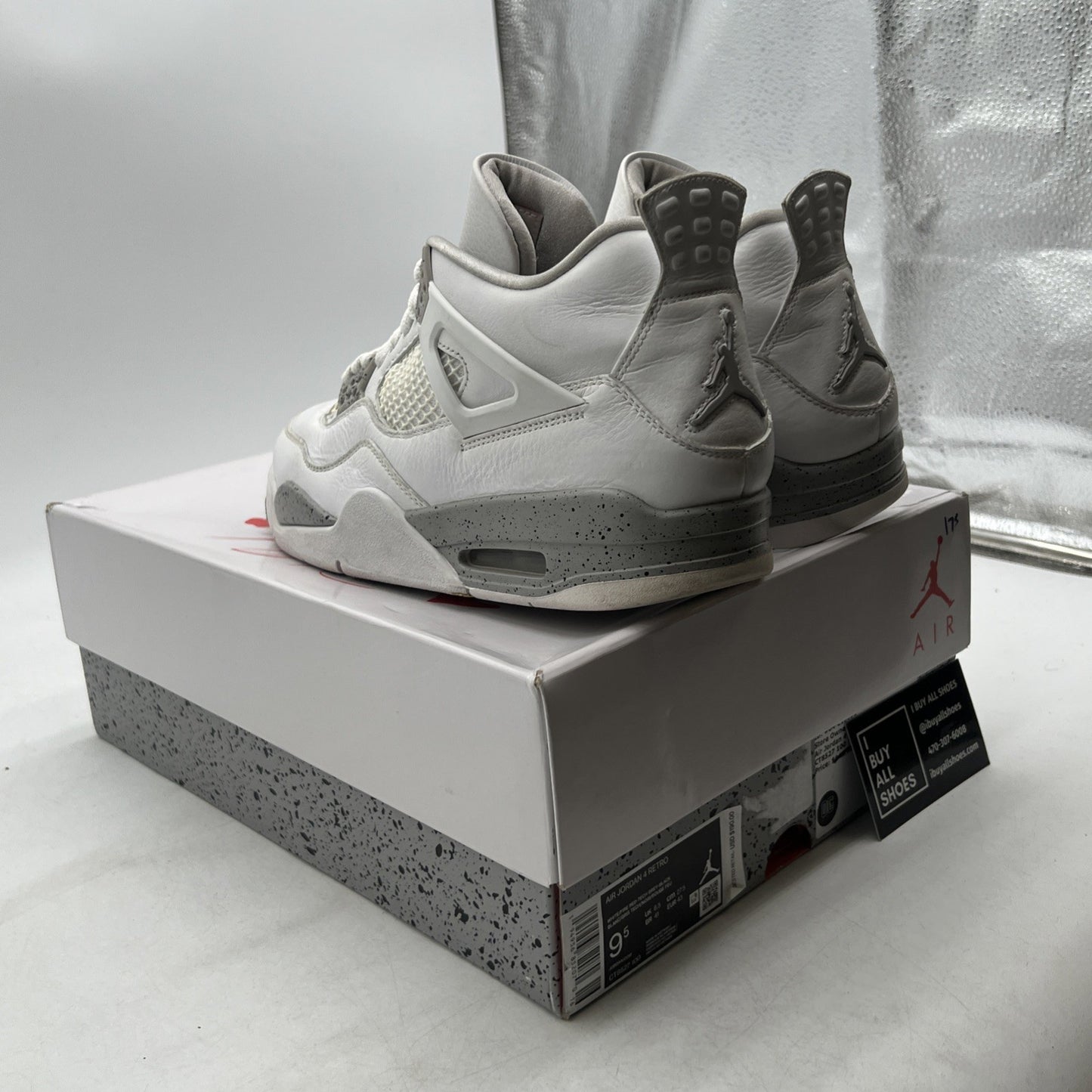 Size 9.5 - Air Jordan 4 Retro Mid White Oreo (CT8527-100)