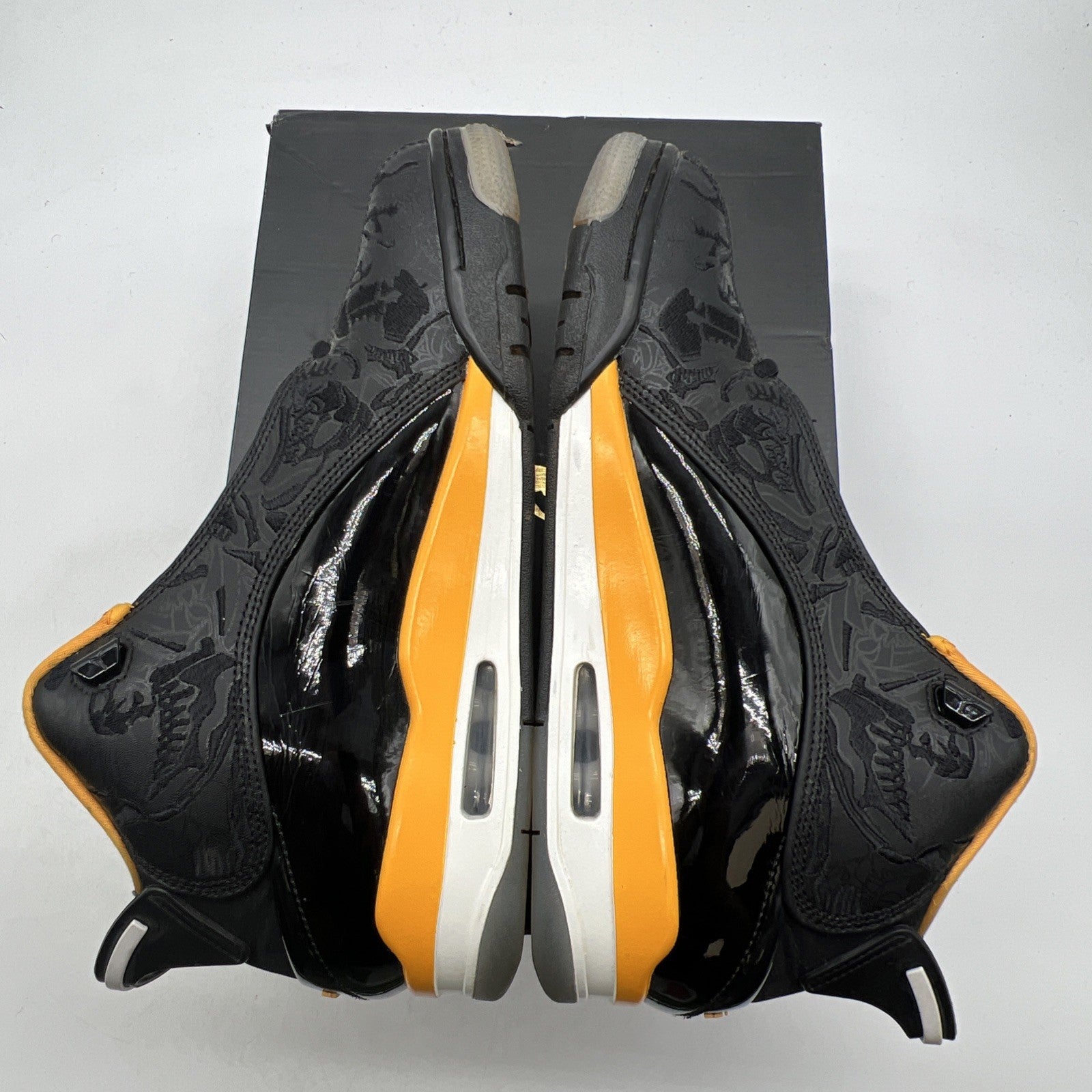 Size 9.5 - Jordan Dub Zero Black Taxi (311046-017)