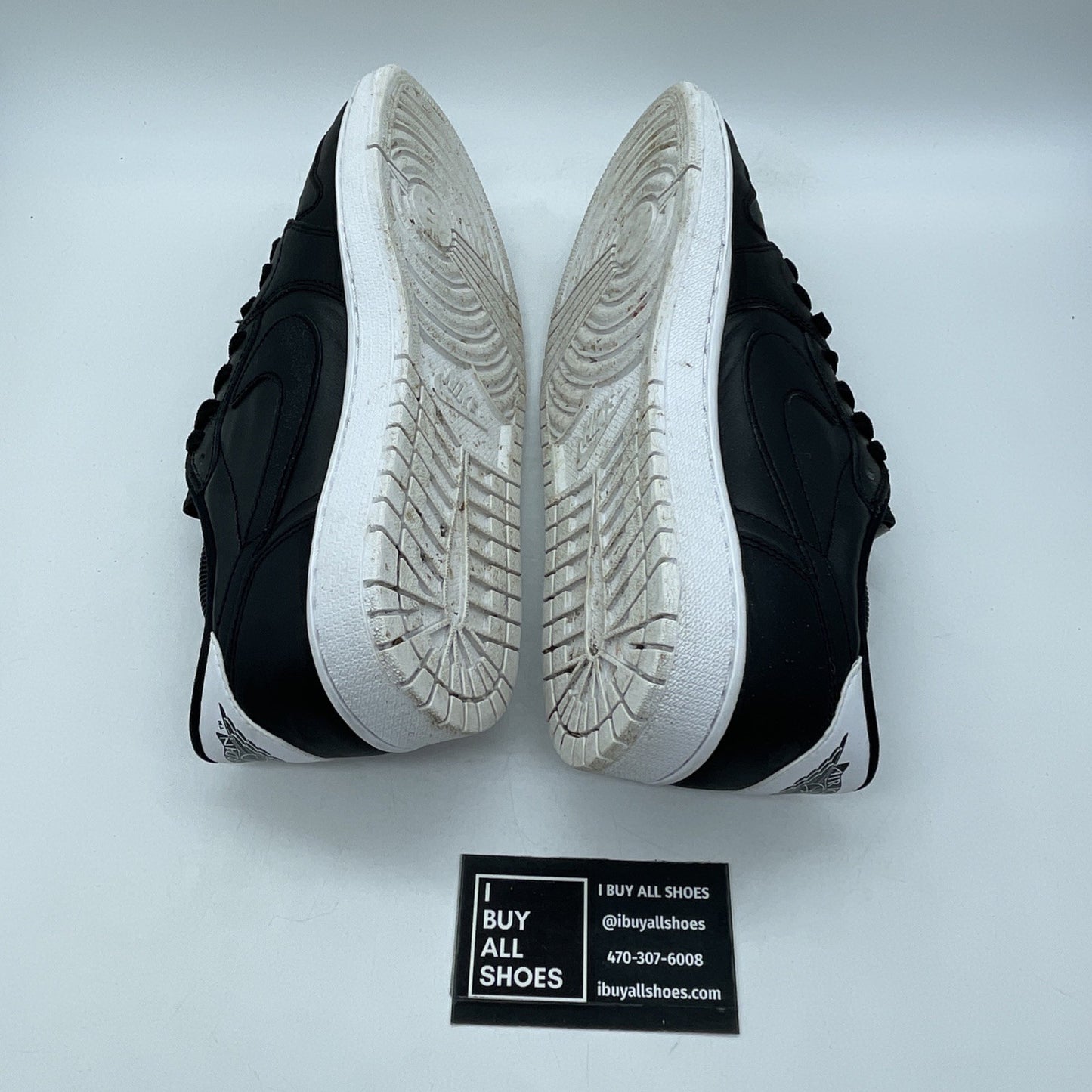 Size 9.5 - Air Jordan 1 Retro OG Low Cyber Monday (705329-010)