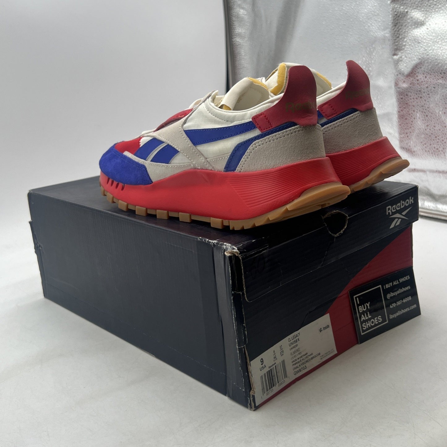 Size 9 - NWT Reebok CL Legacy Classic Men’s Shoes Chalk Red Blue Gold (GW8703)