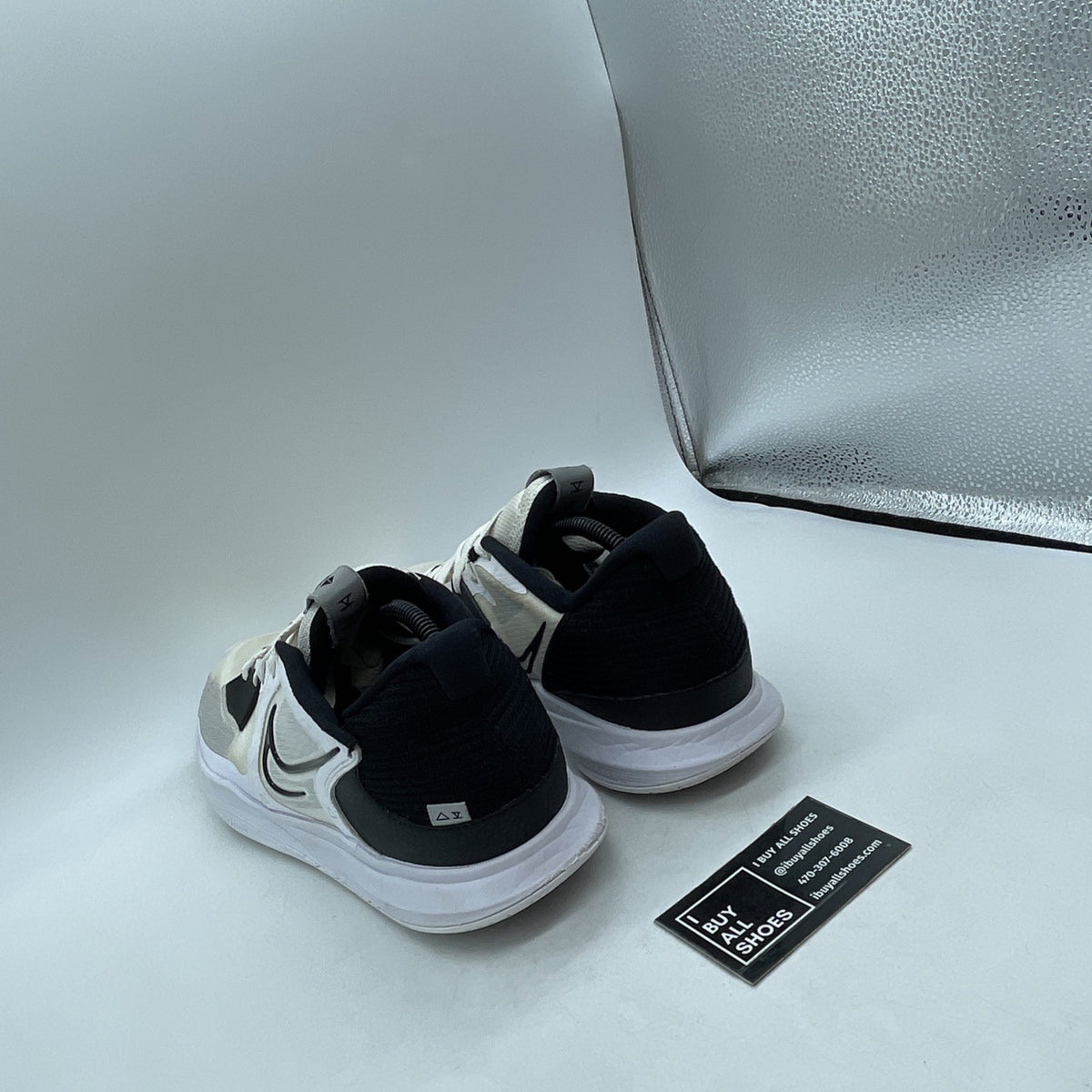 Size 10 - Nike Kyrie 5 Low White Wolf Grey Black (DJ6012-102)