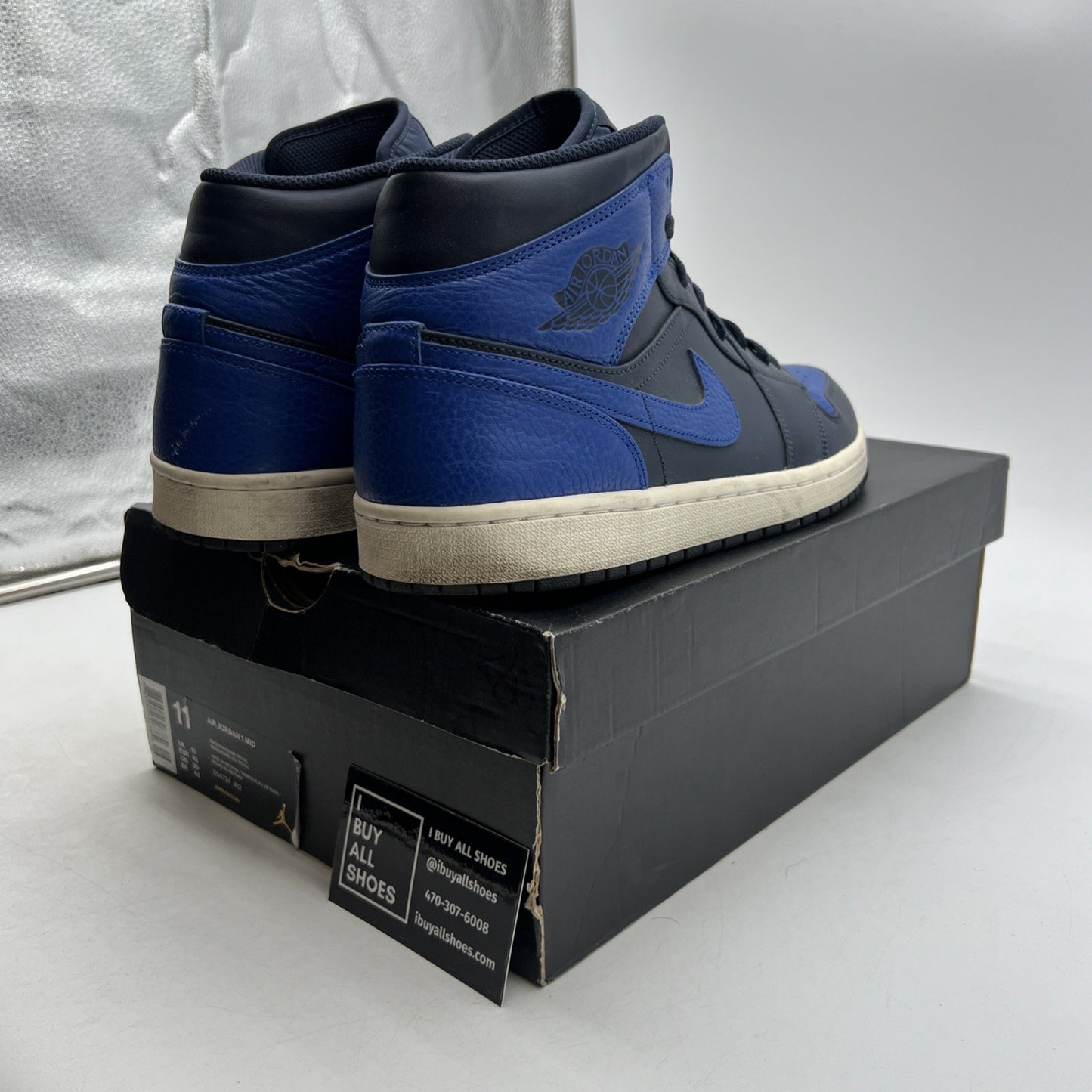 Size 11 - Air Jordan 1 Retro Mid Obsidian Royal (554724-412)