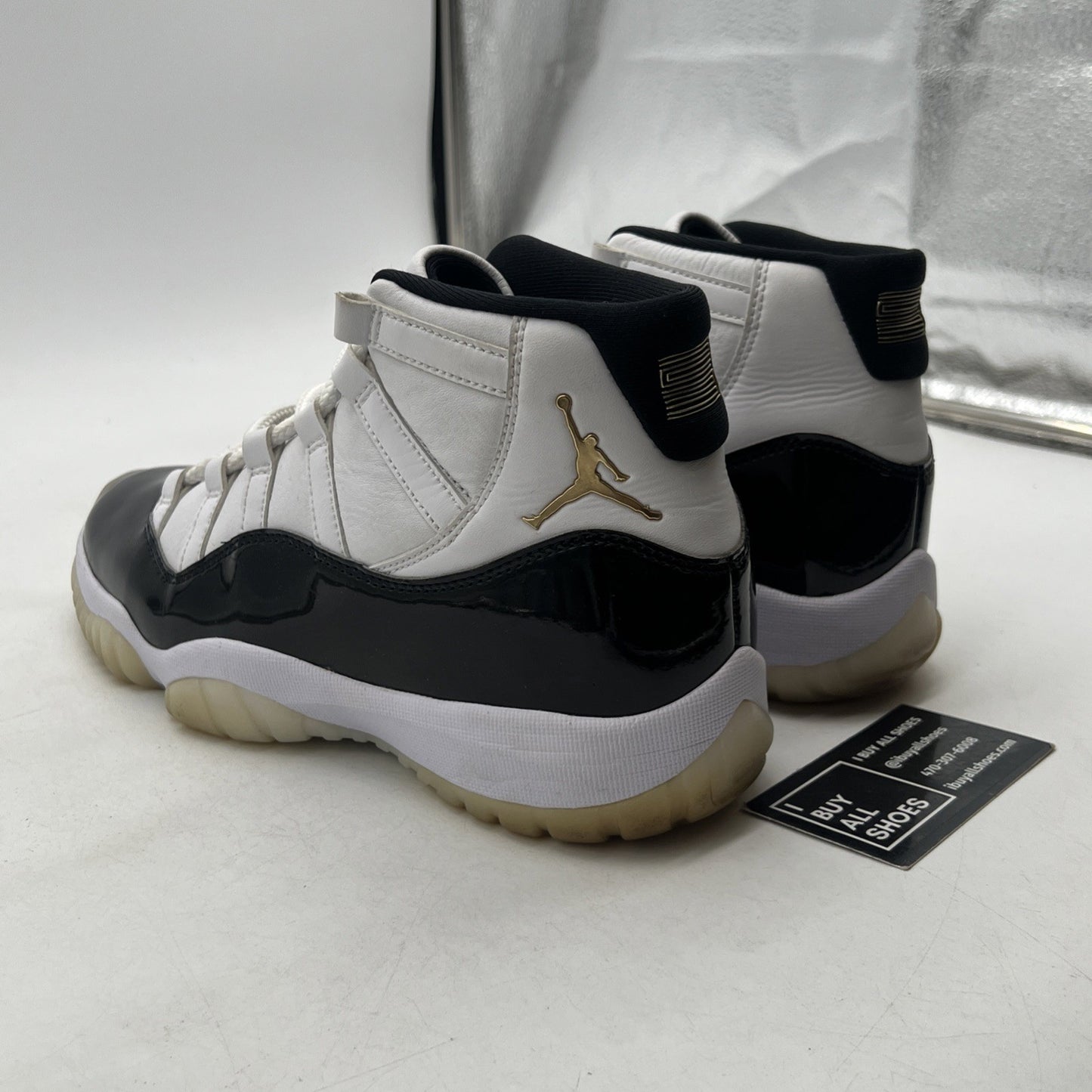 Size 9 - Air Jordan 11 Retro Mid Gratitude / Defining Moments (CT8012-170)