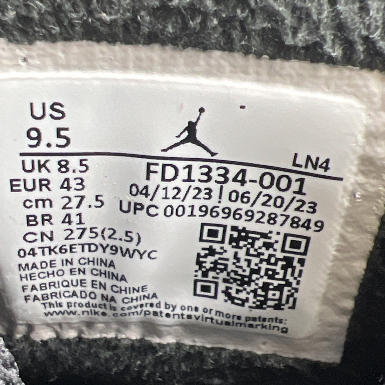 Size 9.5 - Air Jordan 8 Retro Winterized Gunsmoke (FD1334-001)