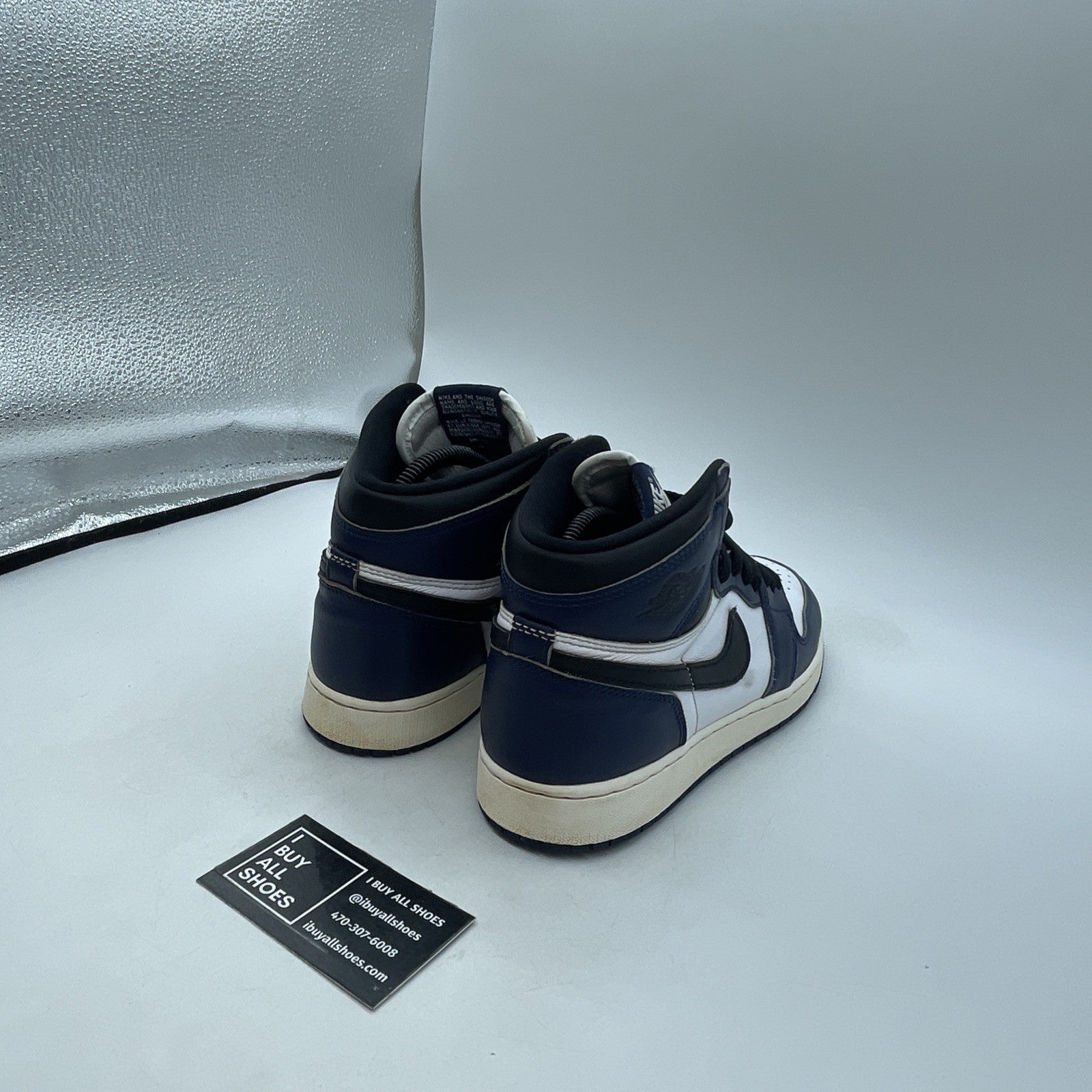Size 6.5Y (GS) Air Jordan 1 Retro OG “Midnight Navy” (FD1437-401)