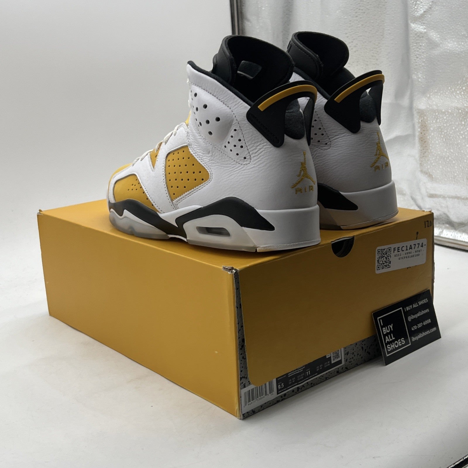Size 9.5 - Air Jordan 6 Retro Yellow Ochre (CT8529-170)
