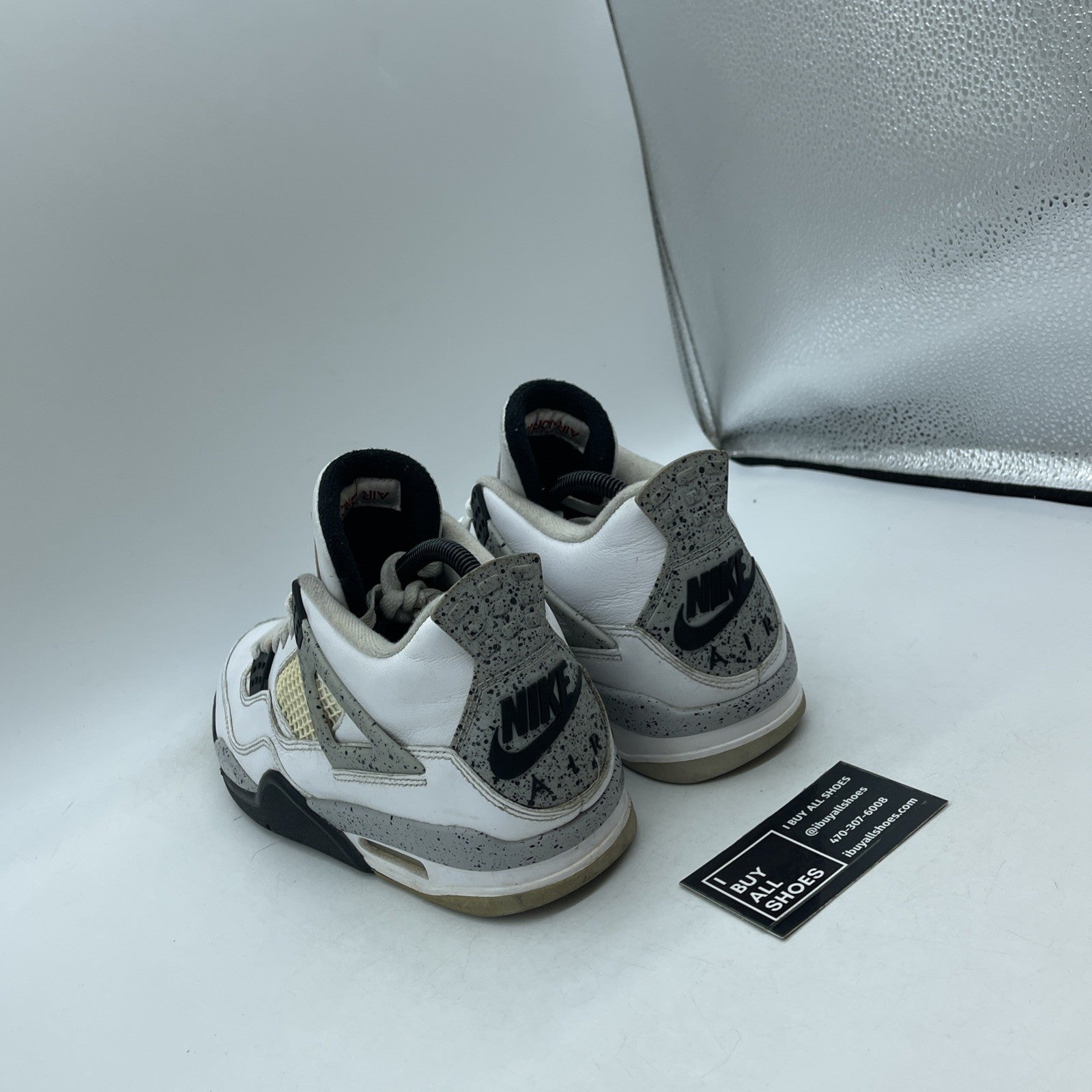 Size 8.5 - Air Jordan 4 Retro OG Mid White Cement (840606-192)