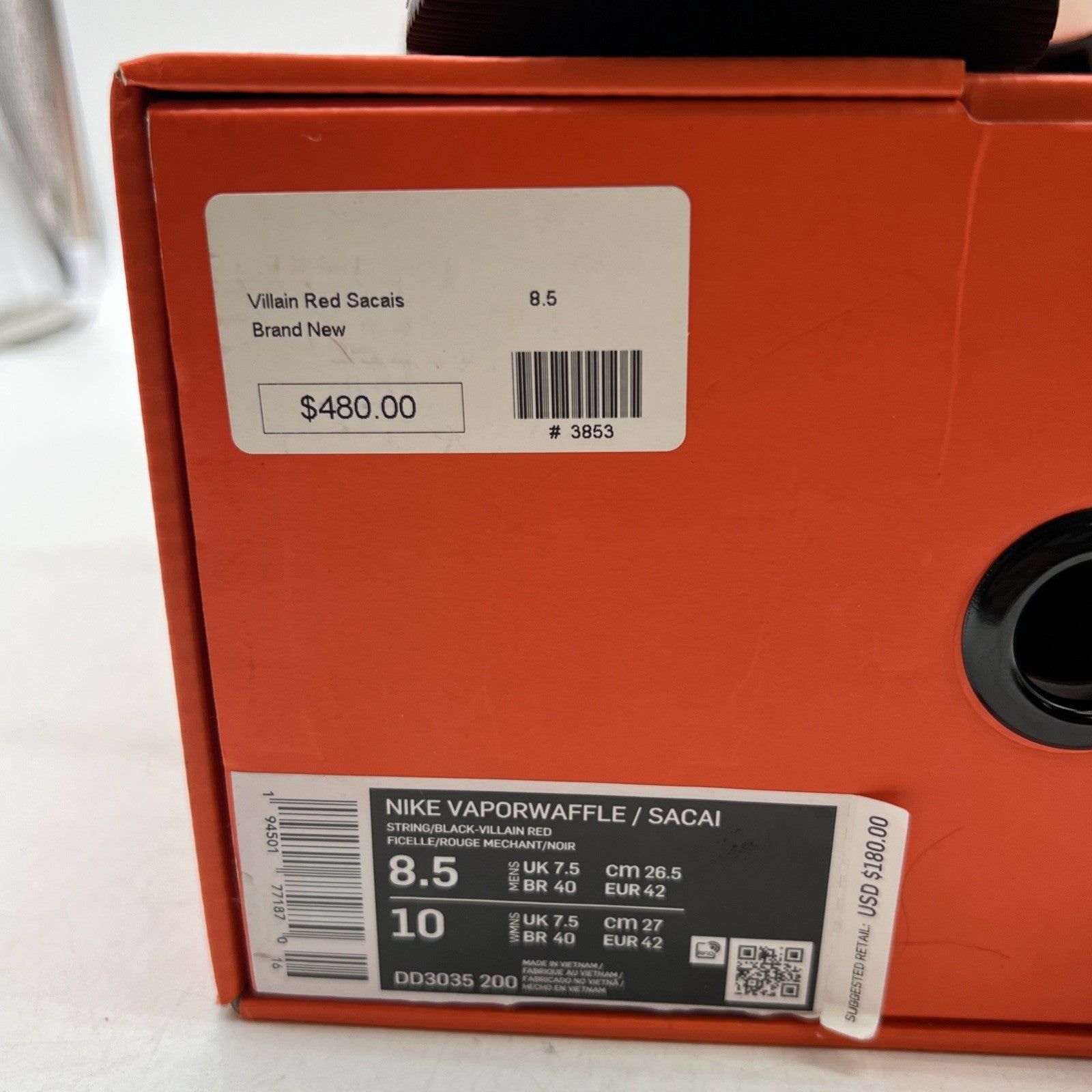 Size 8.5 - Nike sacai x VaporWaffle SP Villain Red (DD3035-200)