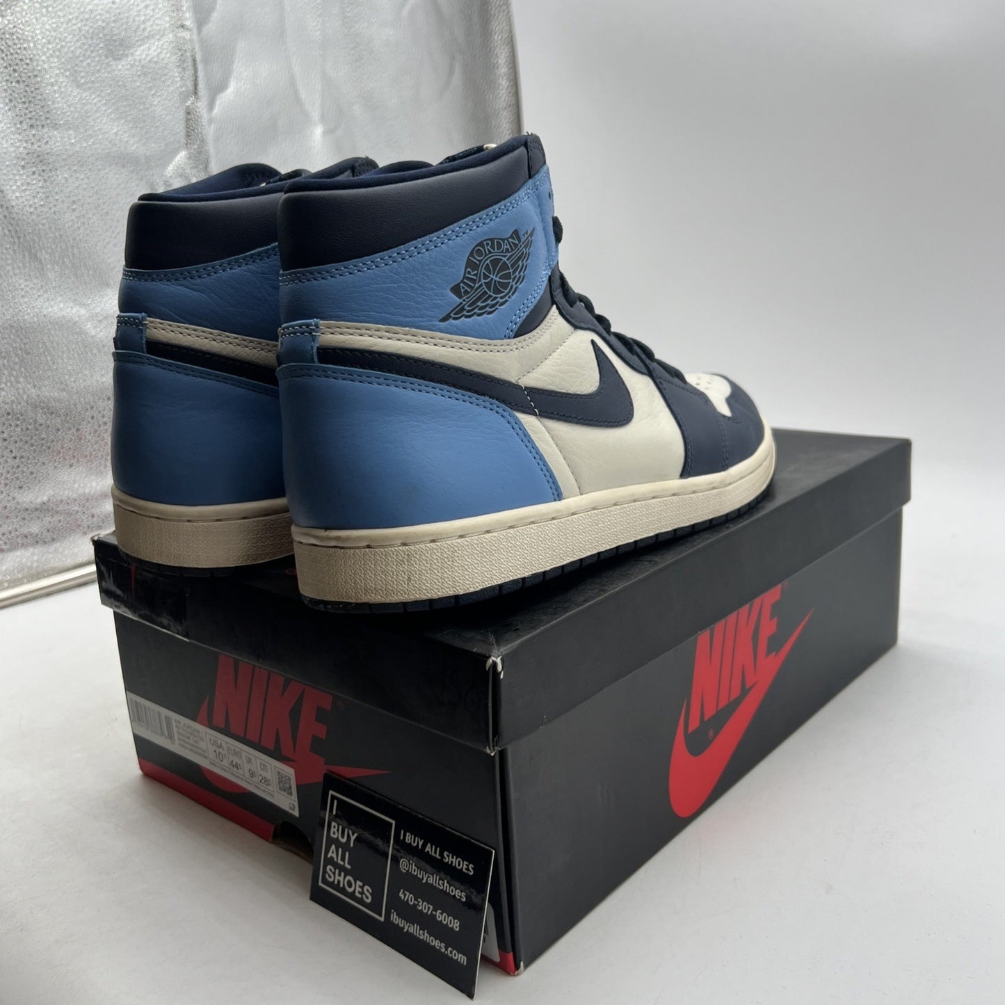Size 10.5 - Air Jordan 1 Retro OG High Obsidian UNC 2019 (555088-140)