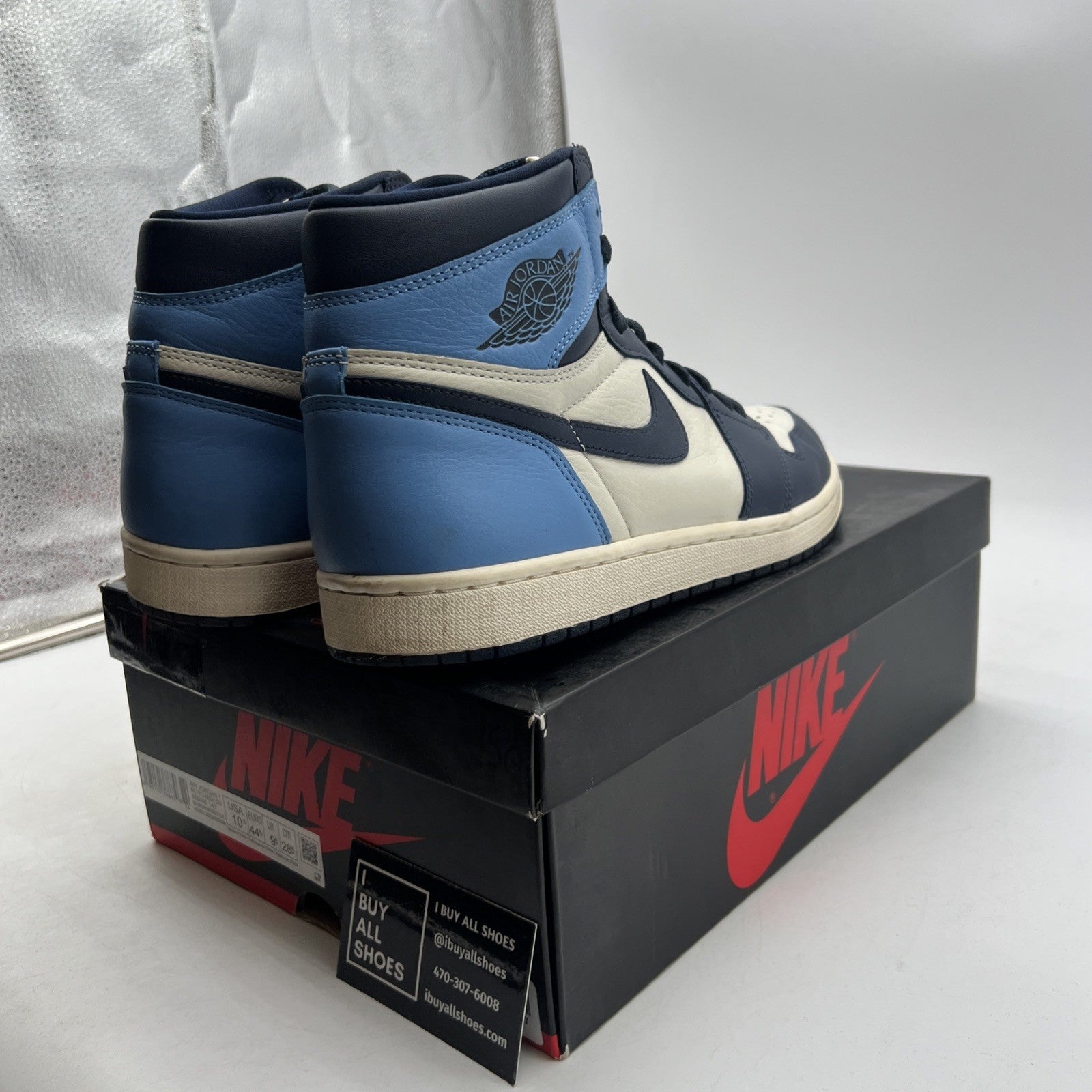 Size 10.5 - Air Jordan 1 Retro OG High Obsidian UNC 2019 (555088-140)