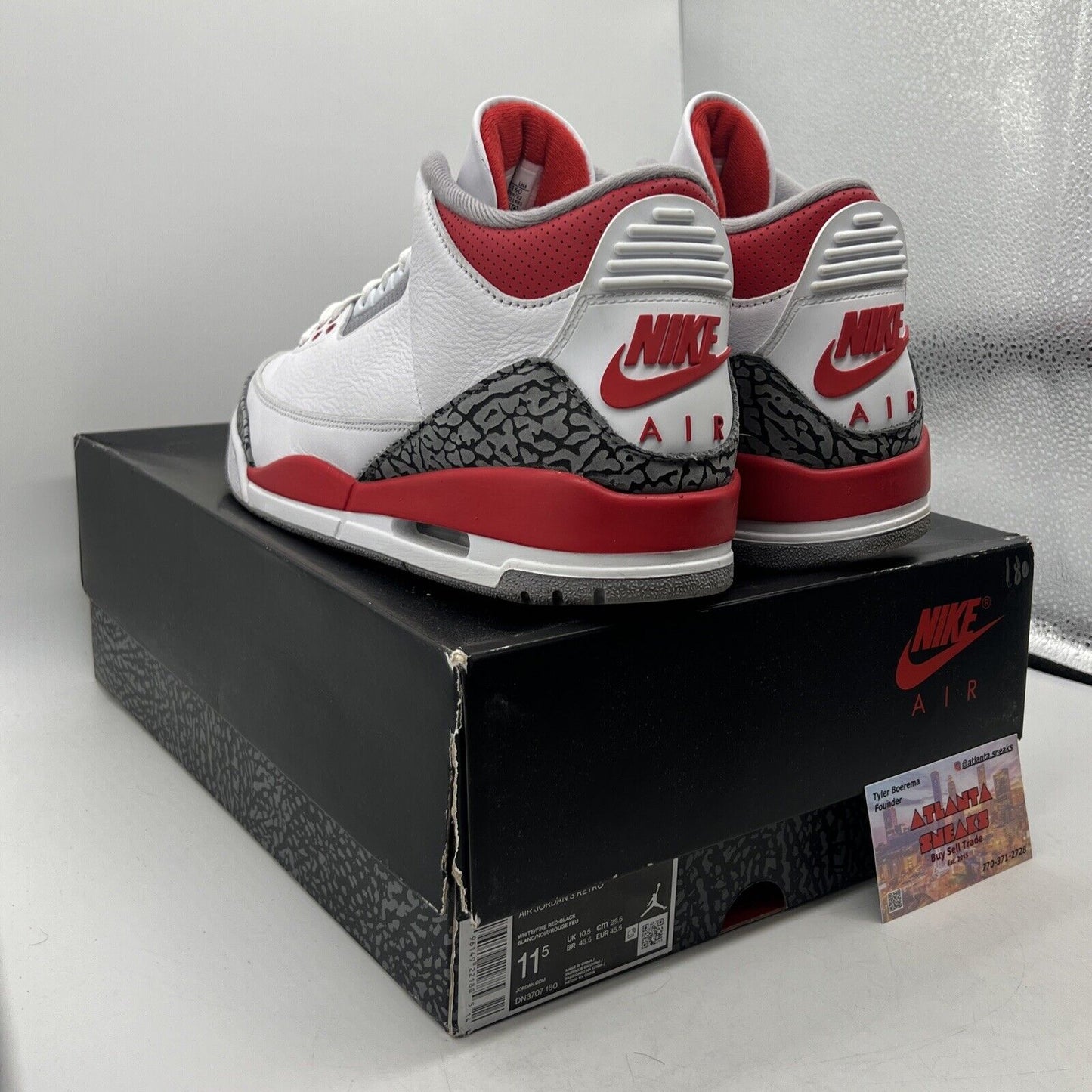 Size 11.5 - Jordan 3 Retro Mid Fire Red Black White Red Leather (DN3707-160)