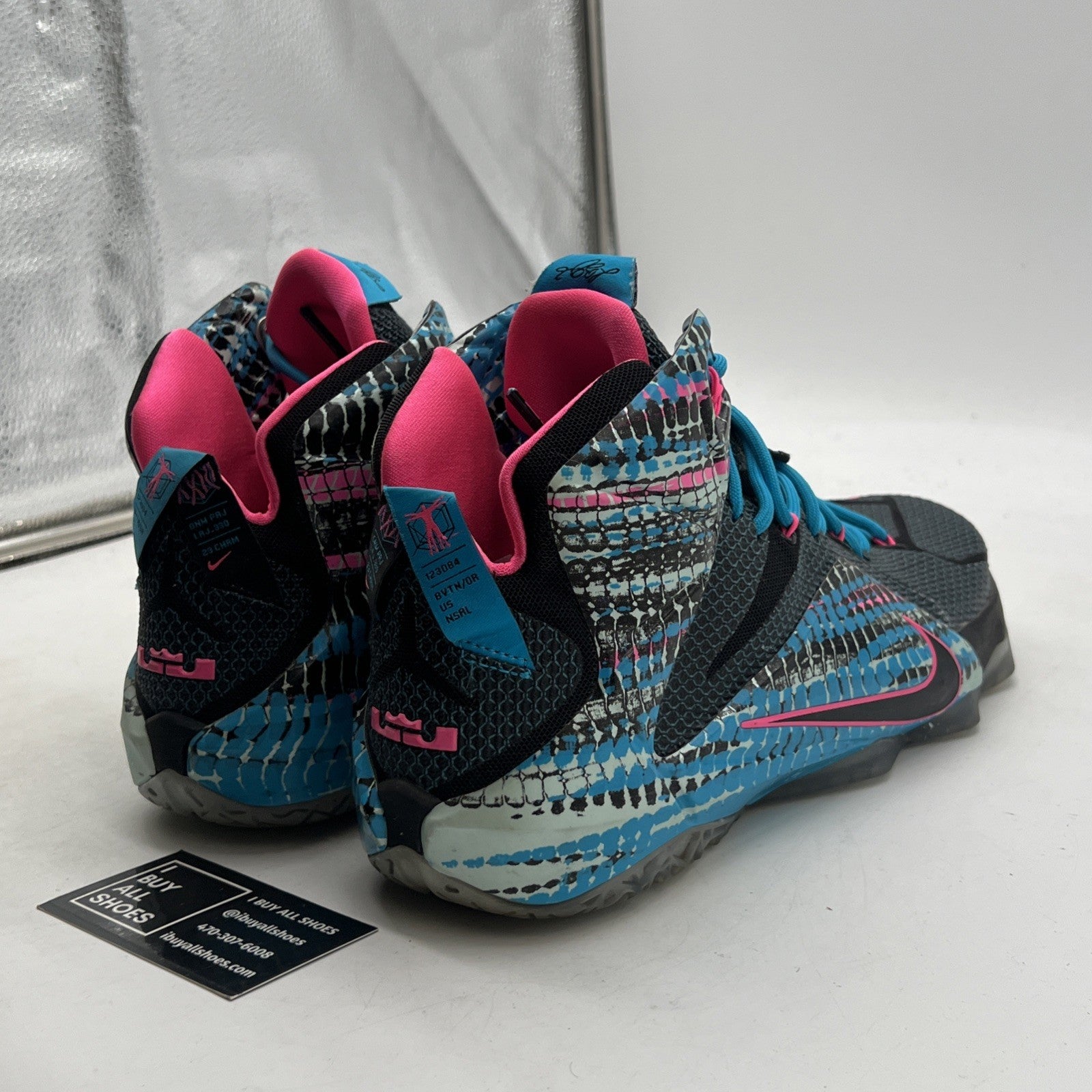 Size 12 - Nike LeBron 12 23 Chromosomes (684593-006)