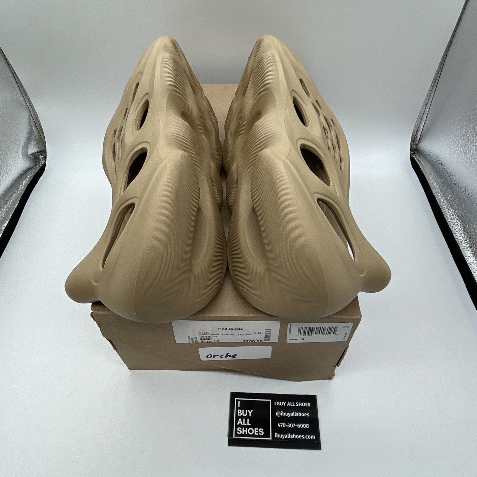 Size 10 - adidas Yeezy Foam RNNR Ochre Brown (6733)
