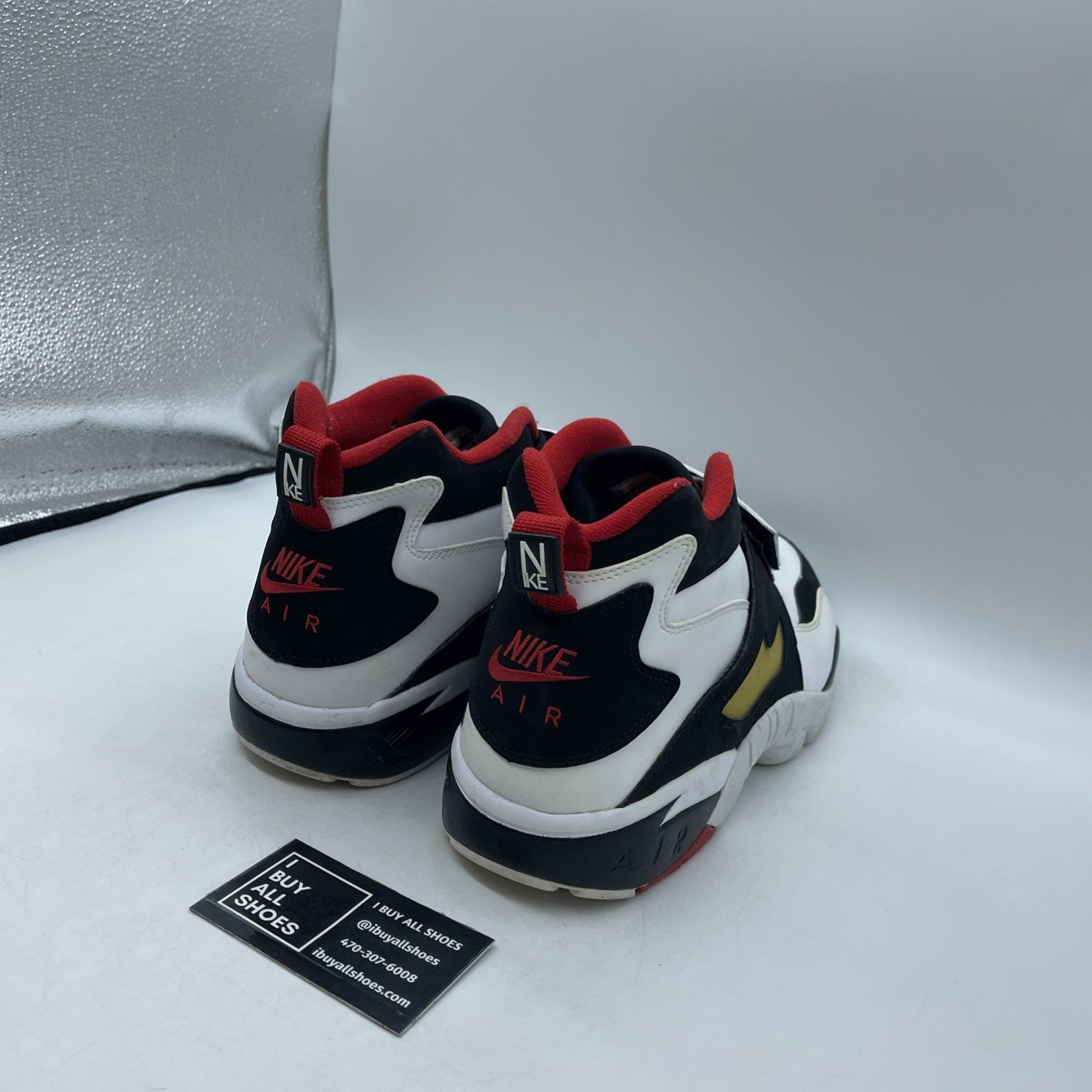 Size 11.5 - Nike Air Diamond Turf 2010 49ers (309434-100)