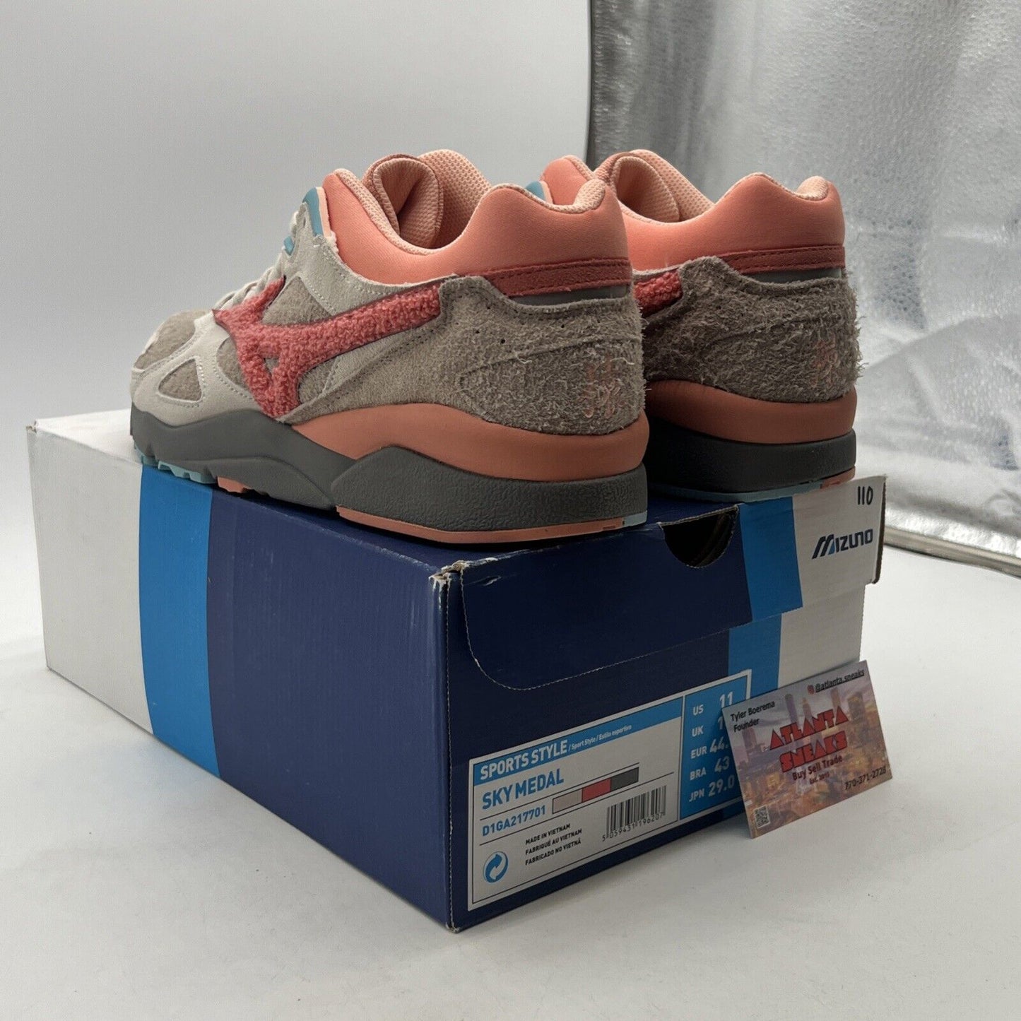 Size 11 - Mizuno Sky Medal Haru Retro Classic Fashion (D1GA217701)