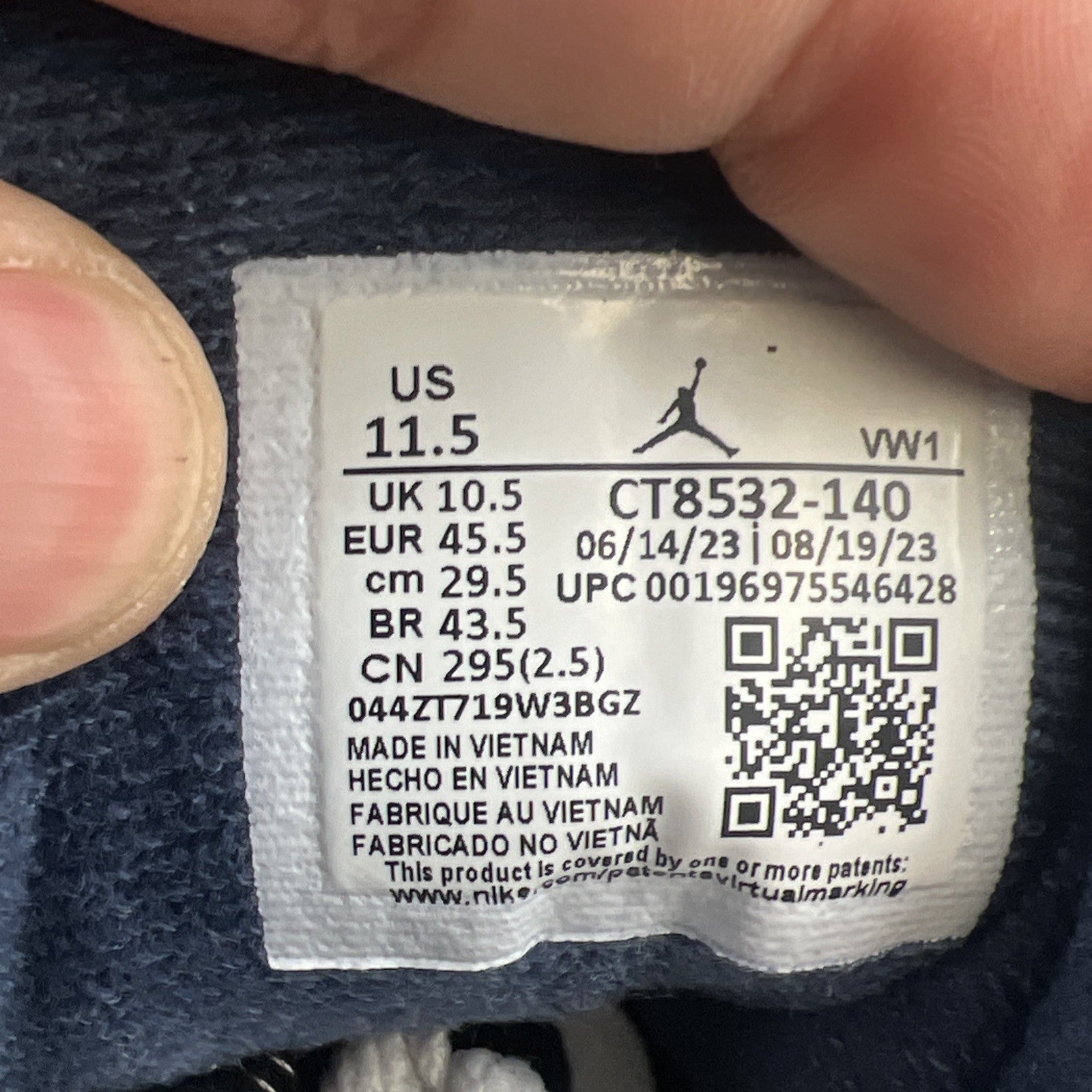 Size 11 - Air Jordan 3 Retro Midnight Navy (CT8532-140)